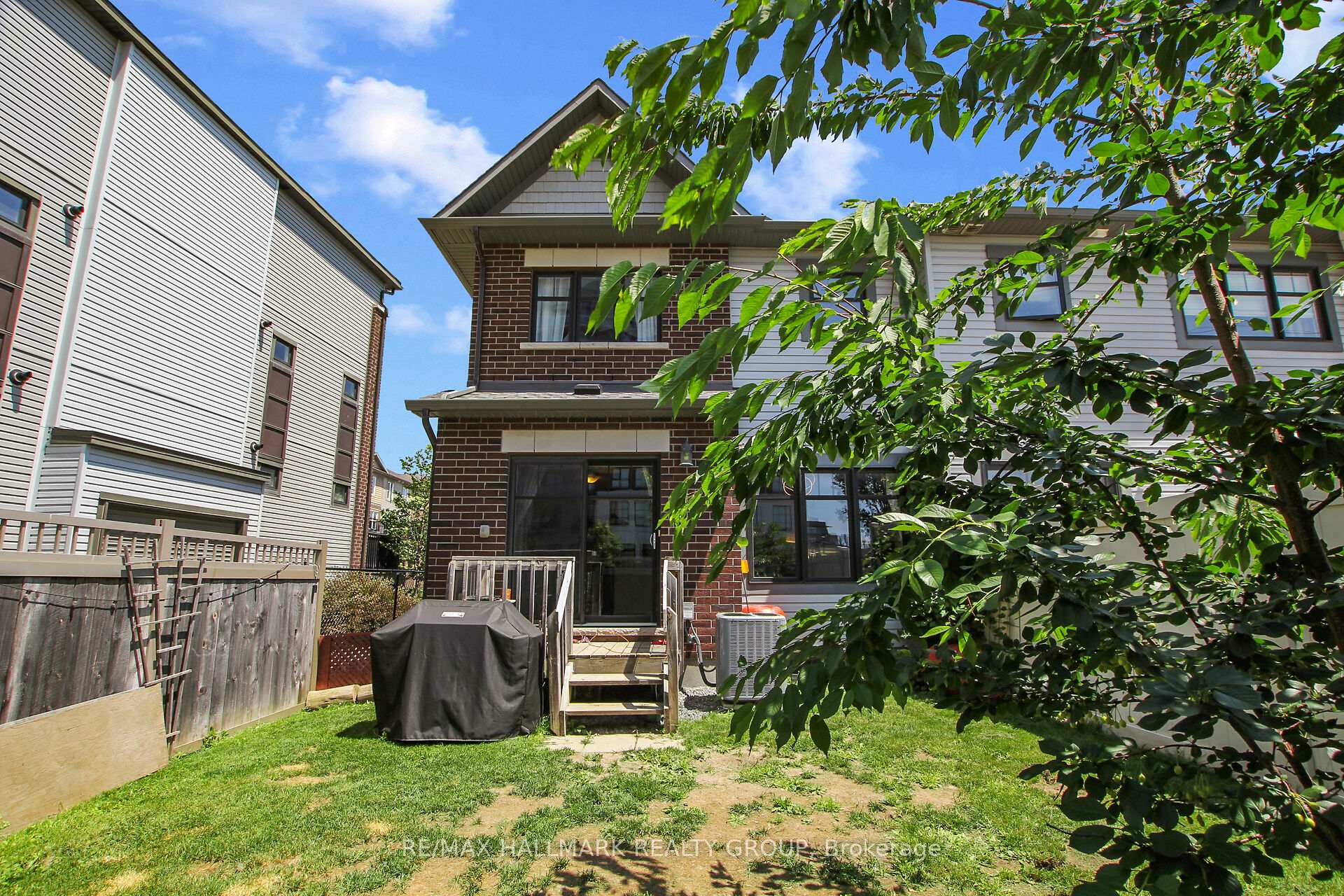 Photo 45 of 219 Mancini Way, Ottawa, Barrhaven - Strandherd — HOMEH