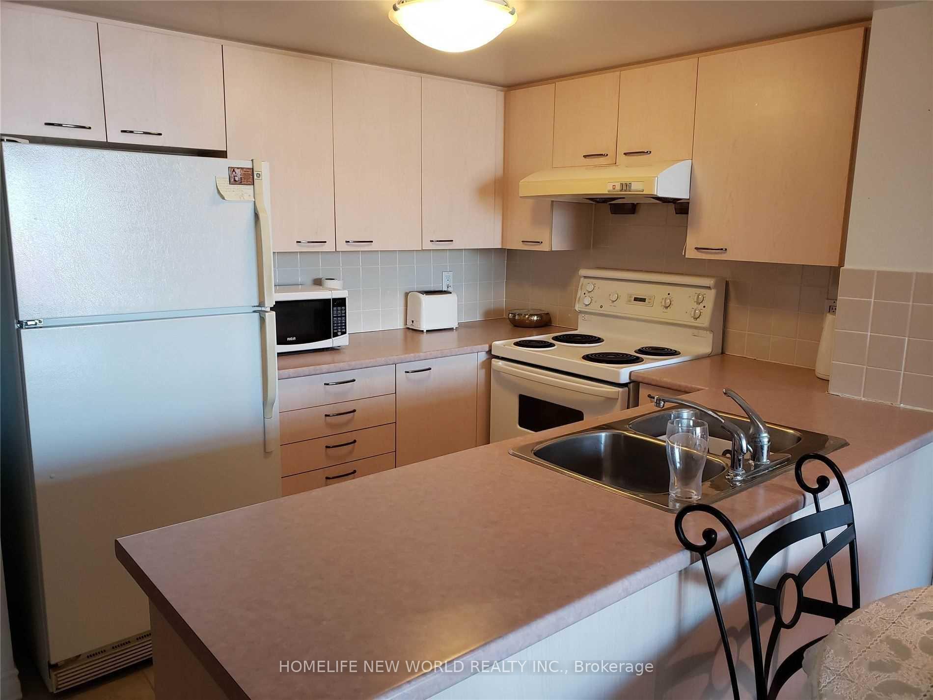 Photo 6 of Unit 301, 130 Pond Drive, Markham, Commerce Valley — HOMEH