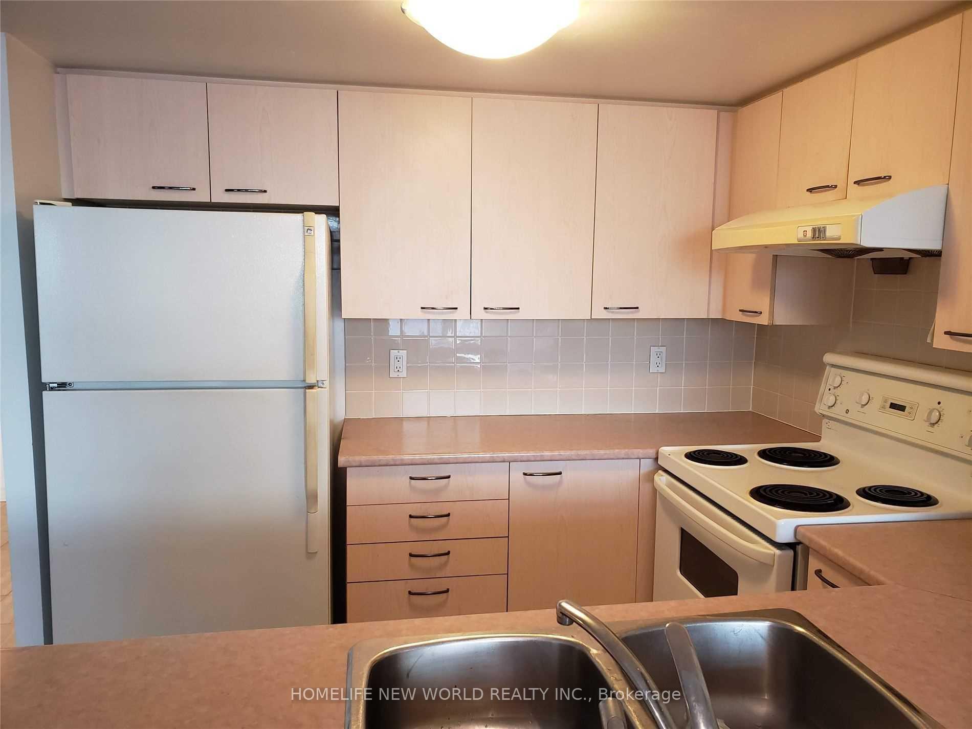 Photo 8 of Unit 301, 130 Pond Drive, Markham, Commerce Valley — HOMEH