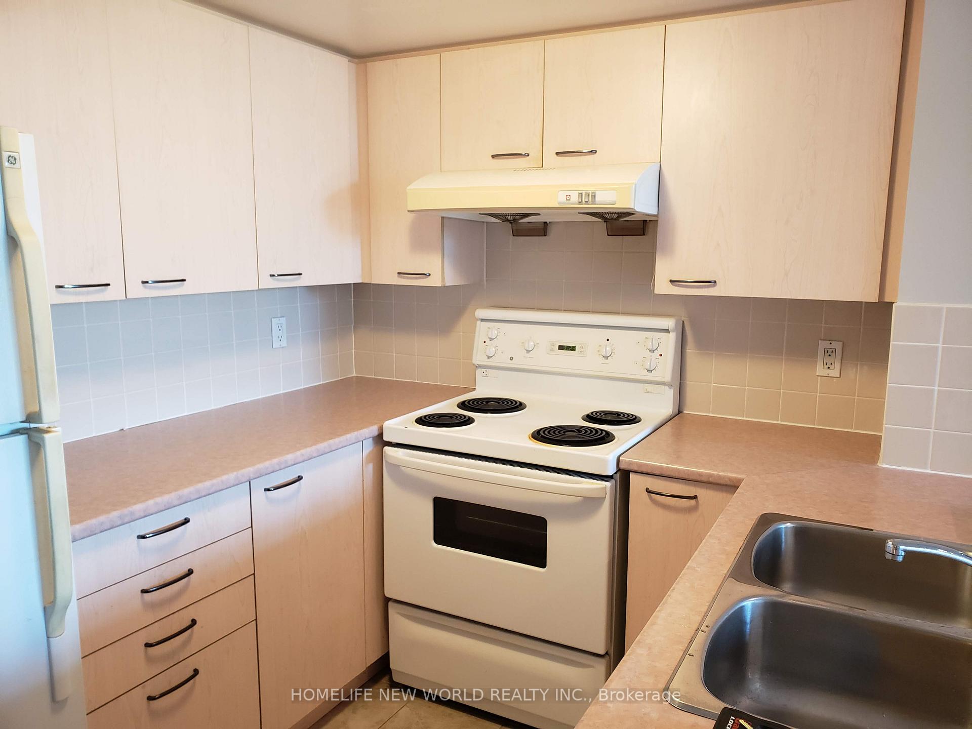 Photo 11 of Unit 301, 130 Pond Drive, Markham, Commerce Valley — HOMEH