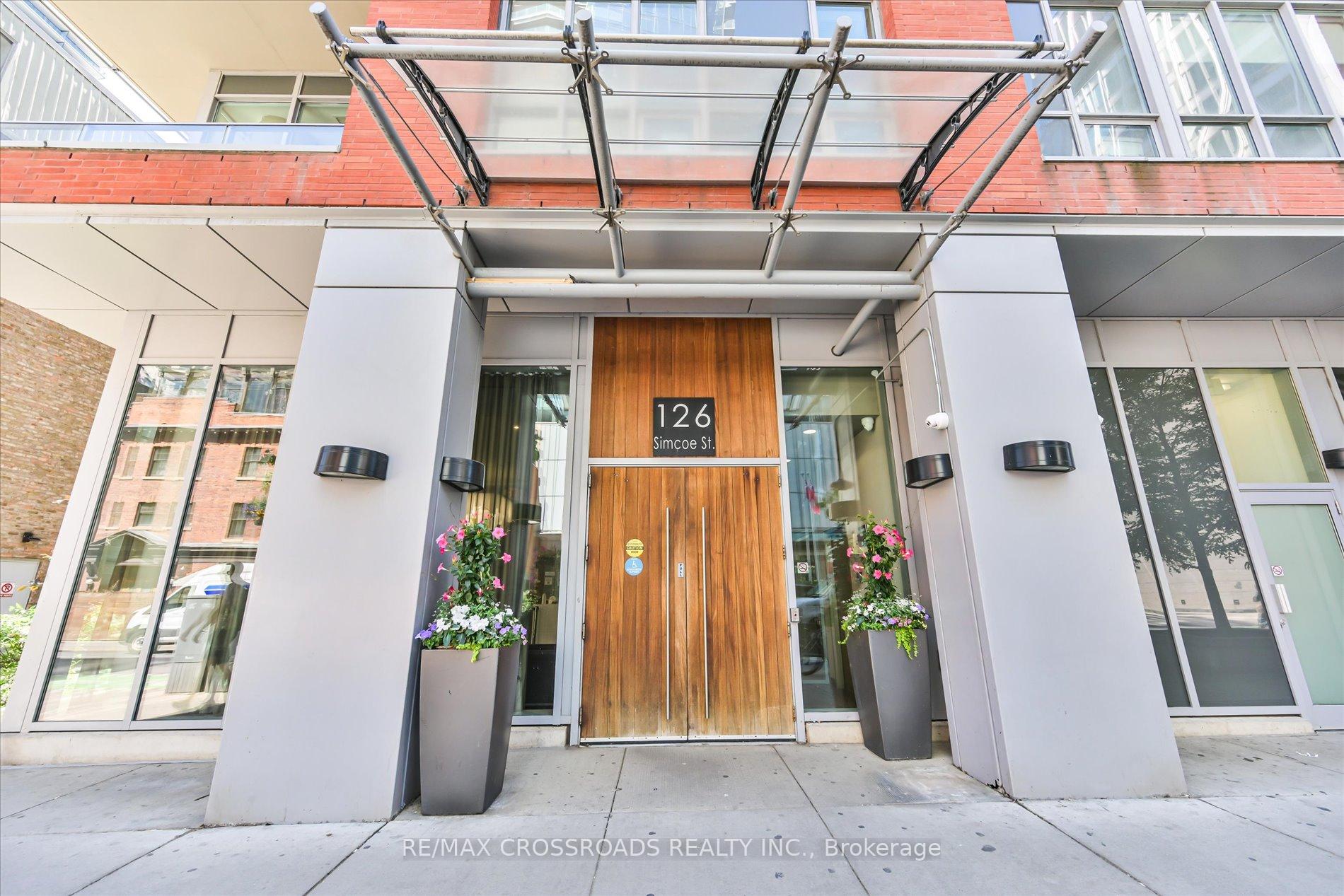 Front of Unit 706, 126 Simcoe Street