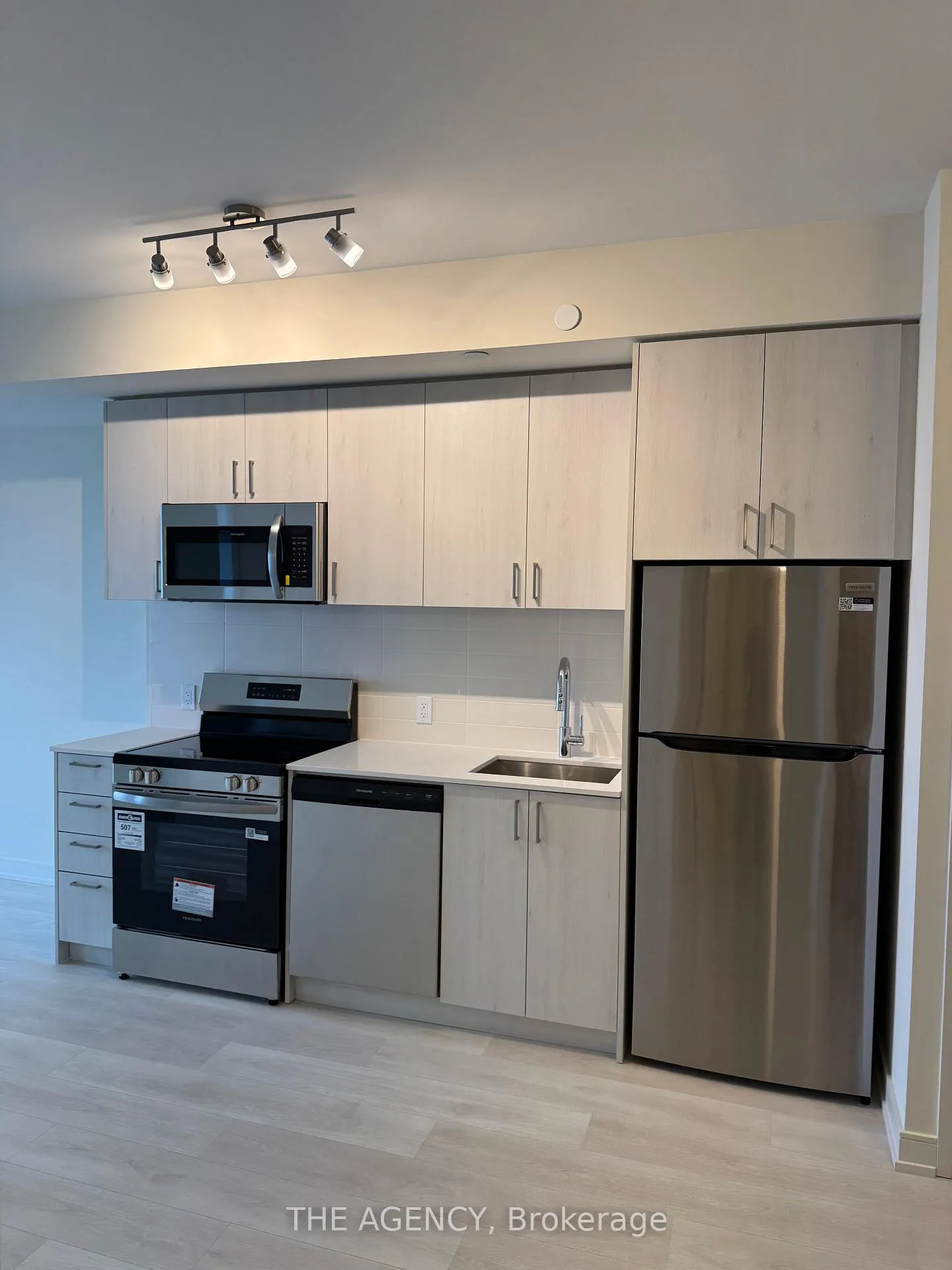 Photo 2 of Unit 606, 8020 Derry Road, Milton, Coates — HOMEH