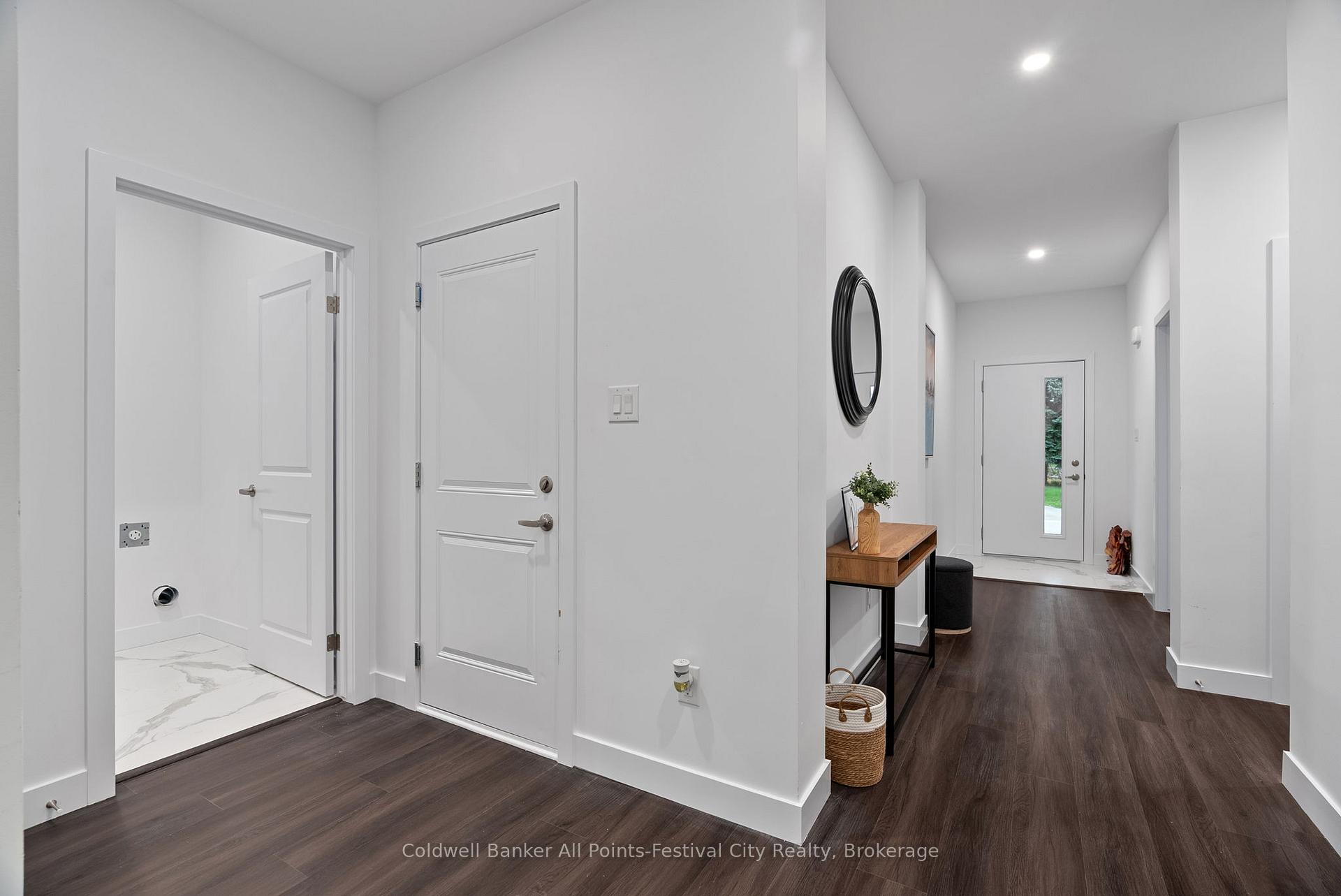 Photo 13 of 166 Park Street, Goderich, Goderich (Town) — HOMEH
