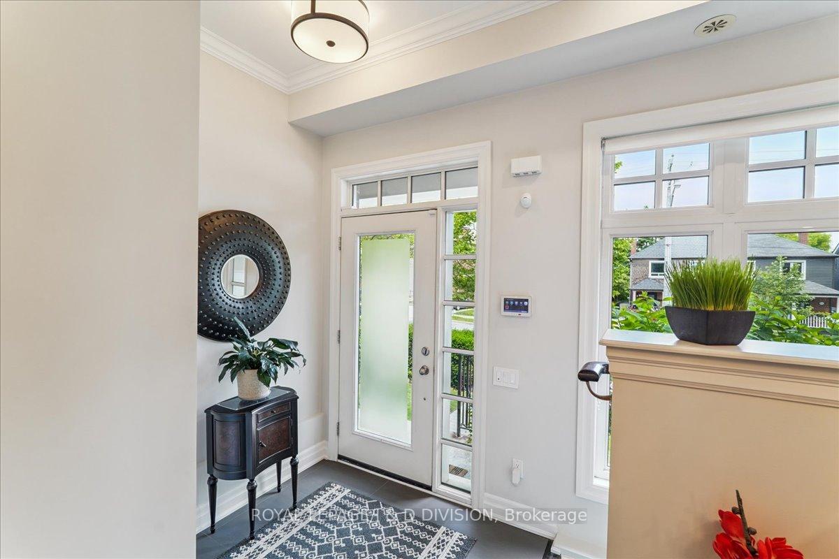 Photo 5 of 361 Roehampton Avenue, Toronto, Mount Pleasant East — HOMEH
