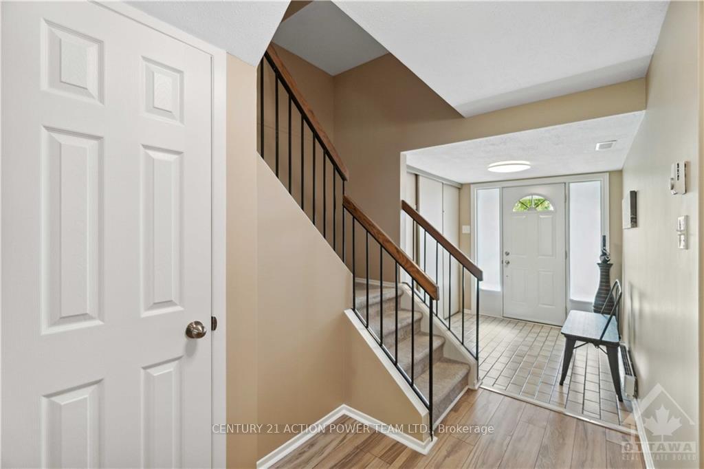 Photo 2 of 6593 Bilberry Drive, Ottawa, Convent Glen North — HOMEH