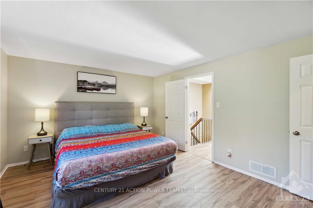 Photo 7 of 6593 Bilberry Drive, Ottawa, Convent Glen North — HOMEH