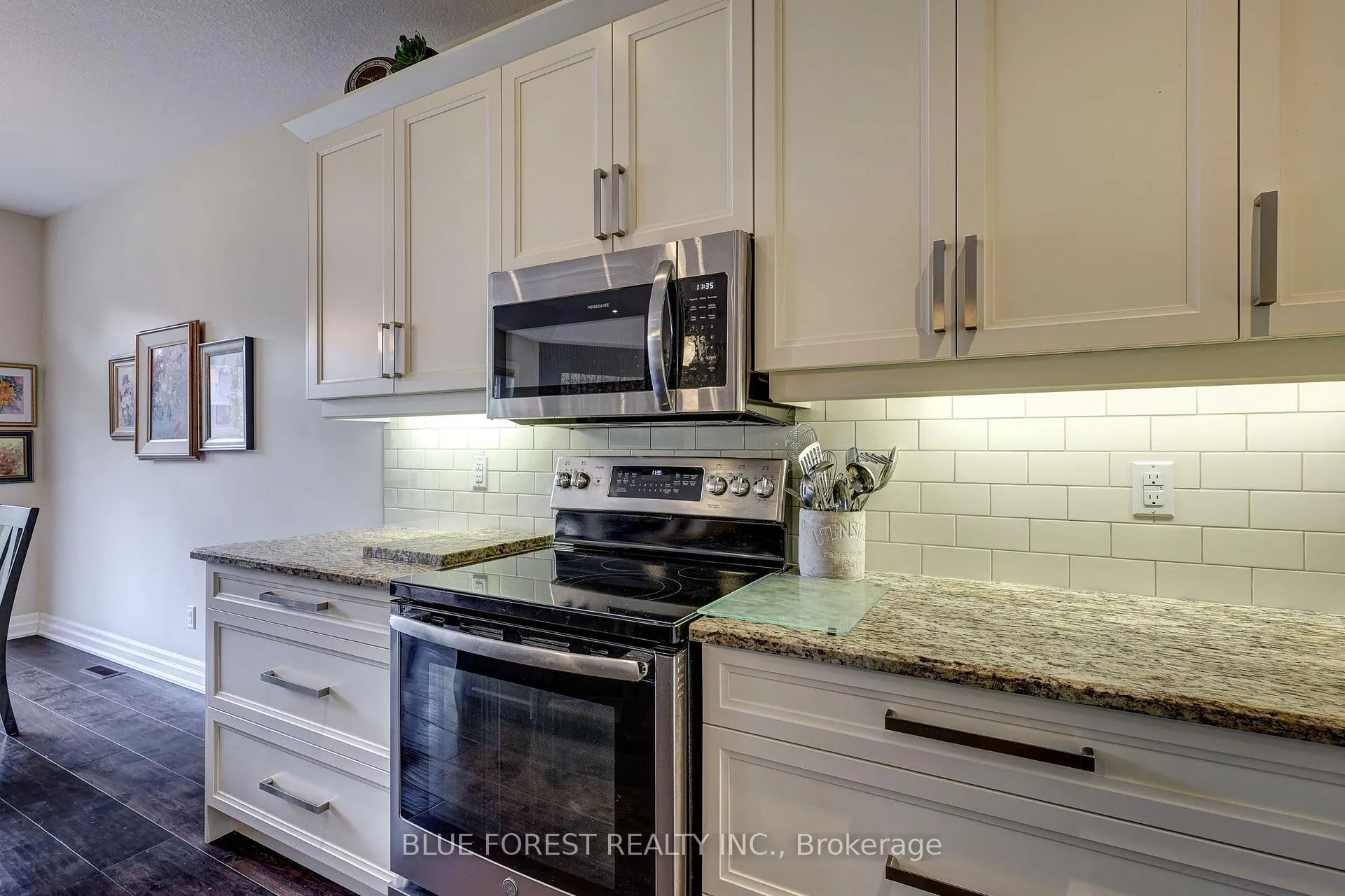 Photo 33 of Unit 81, 9 Dausett Drive, Middlesex Centre, Kilworth — HOMEH