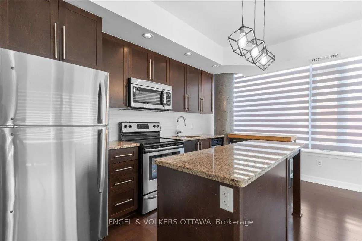 Photo 3 of Unit 213, 238 Besserer Street, Ottawa, Sandy Hill — HOMEH