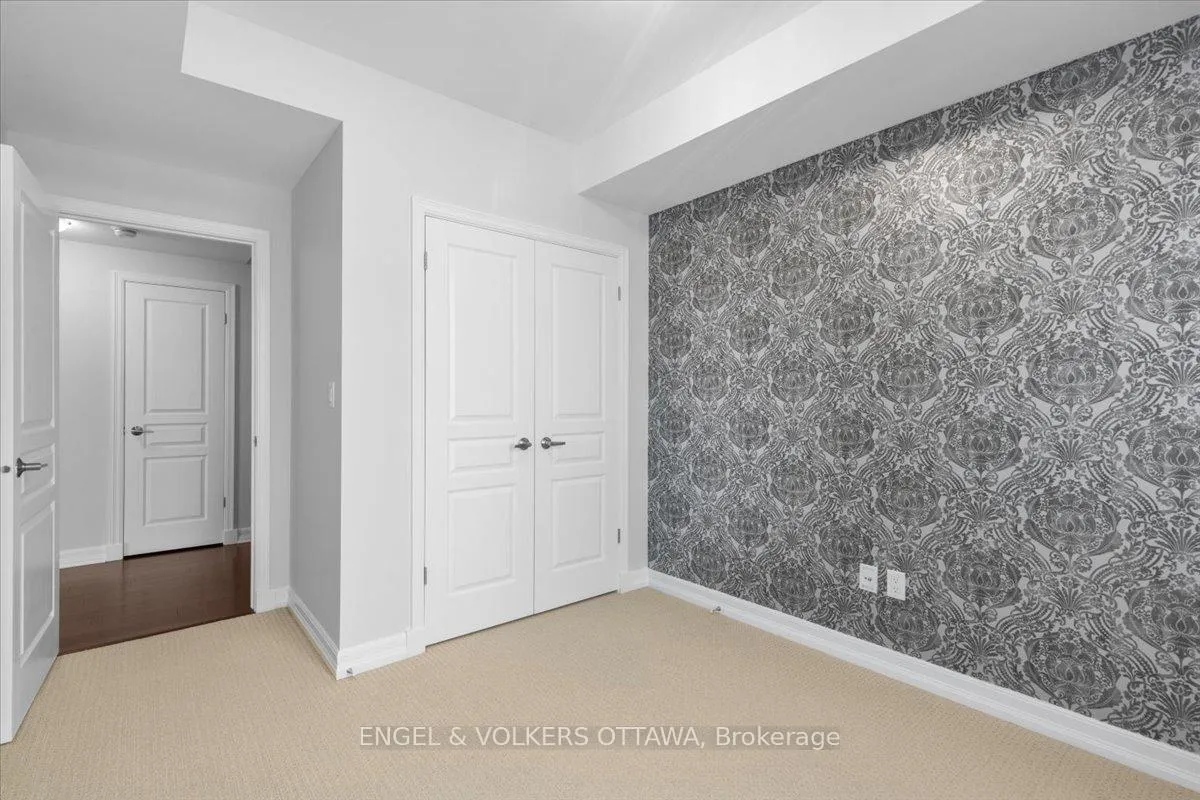 Photo 14 of Unit 213, 238 Besserer Street, Ottawa, Sandy Hill — HOMEH