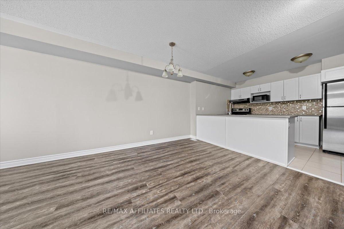 Photo 7 of Unit A, 289 Titanium Private, Ottawa, Convent Glen North — HOMEH