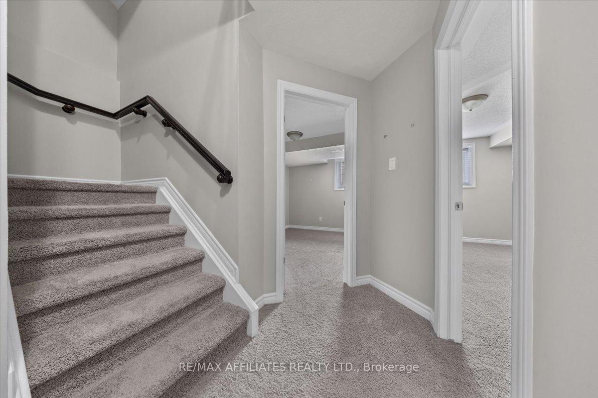 Photo 17 of Unit A, 289 Titanium Private, Ottawa, Convent Glen North — HOMEH