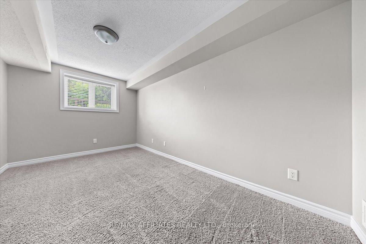 Photo 20 of Unit A, 289 Titanium Private, Ottawa, Convent Glen North — HOMEH