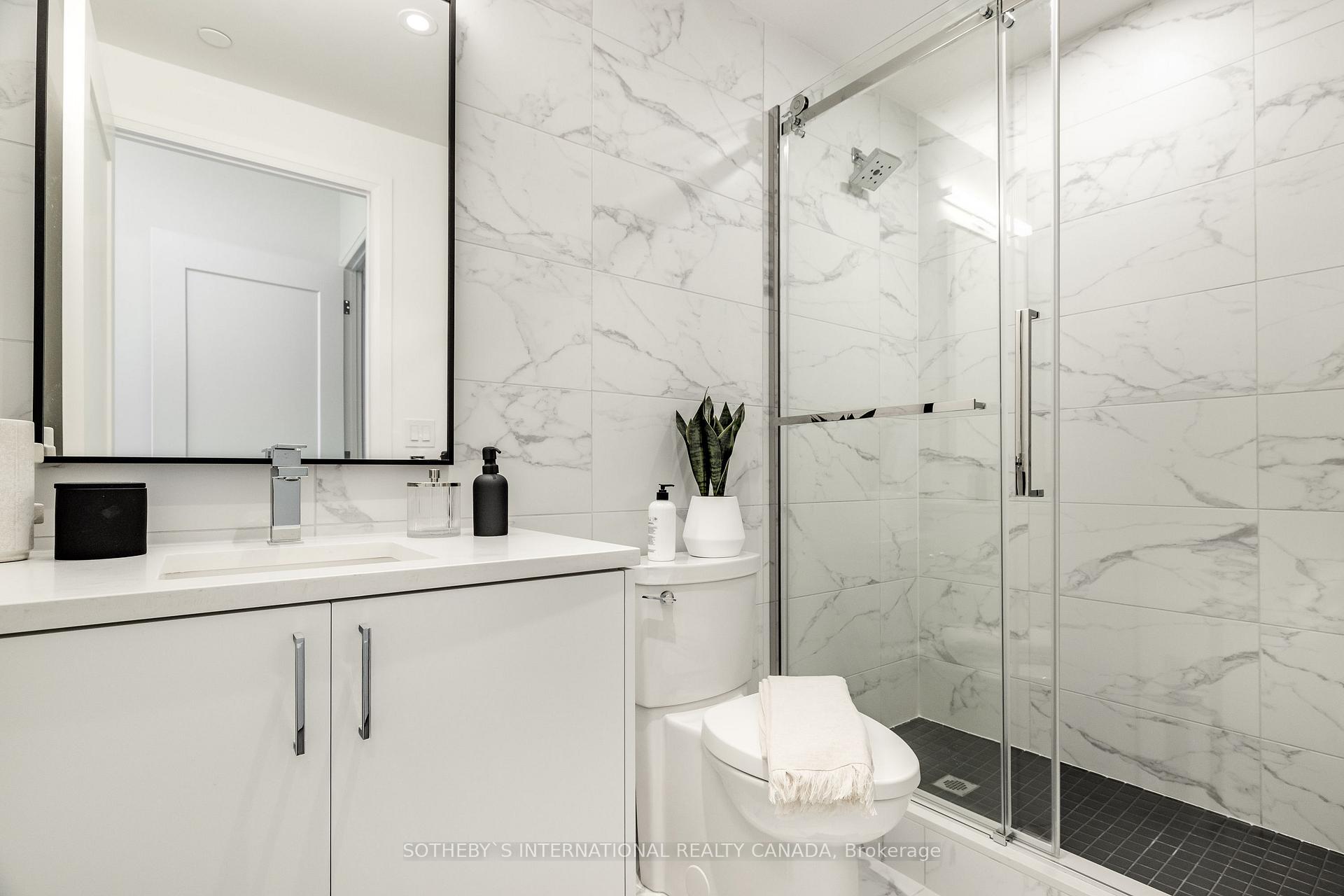 Photo 4 of Unit 301, 71 Redpath Avenue, Toronto, Mount Pleasant West — HOMEH