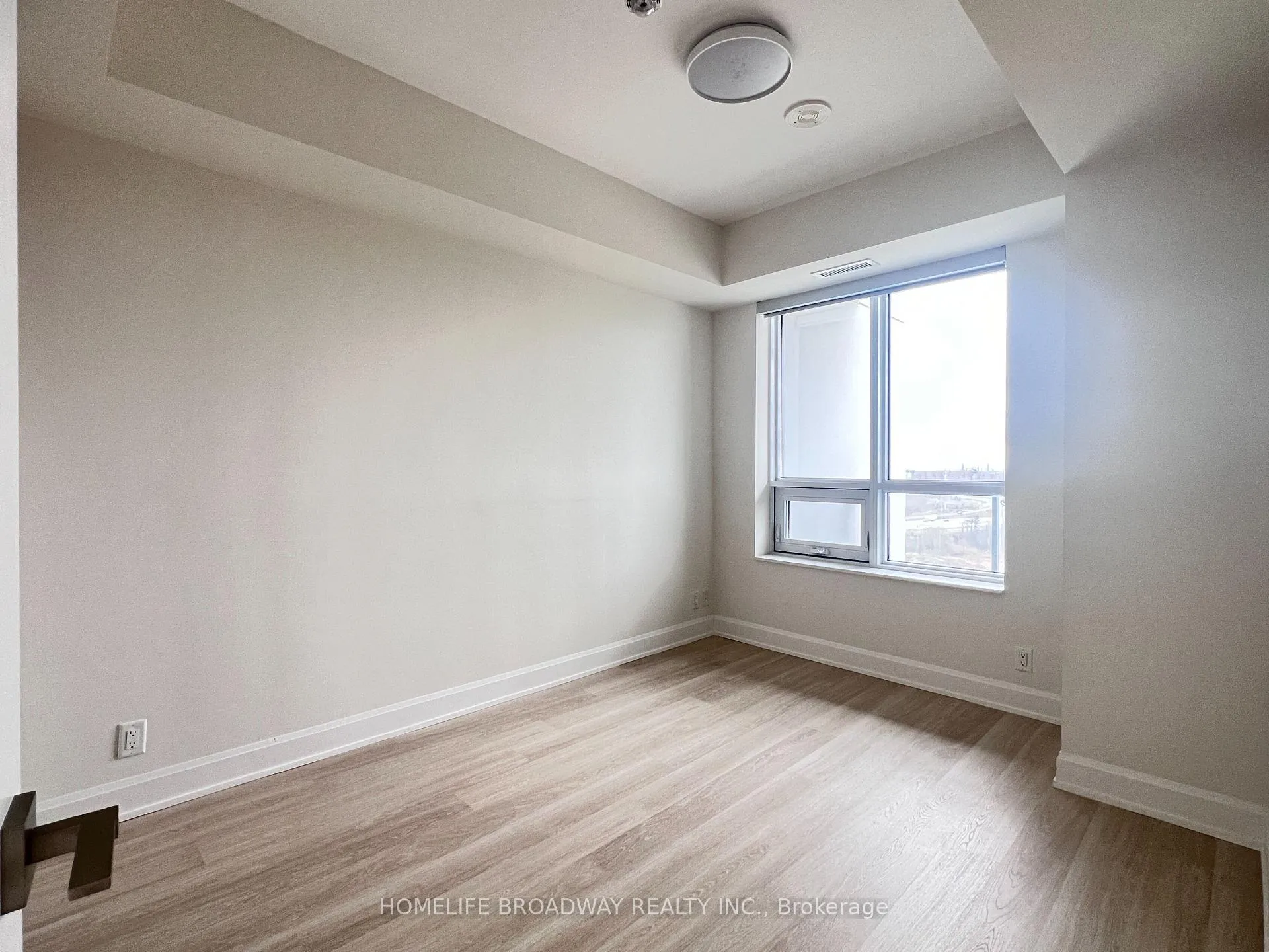 Photo 9 of Unit 1210, 12 Gandhi Lane, Markham, Commerce Valley — HOMEH