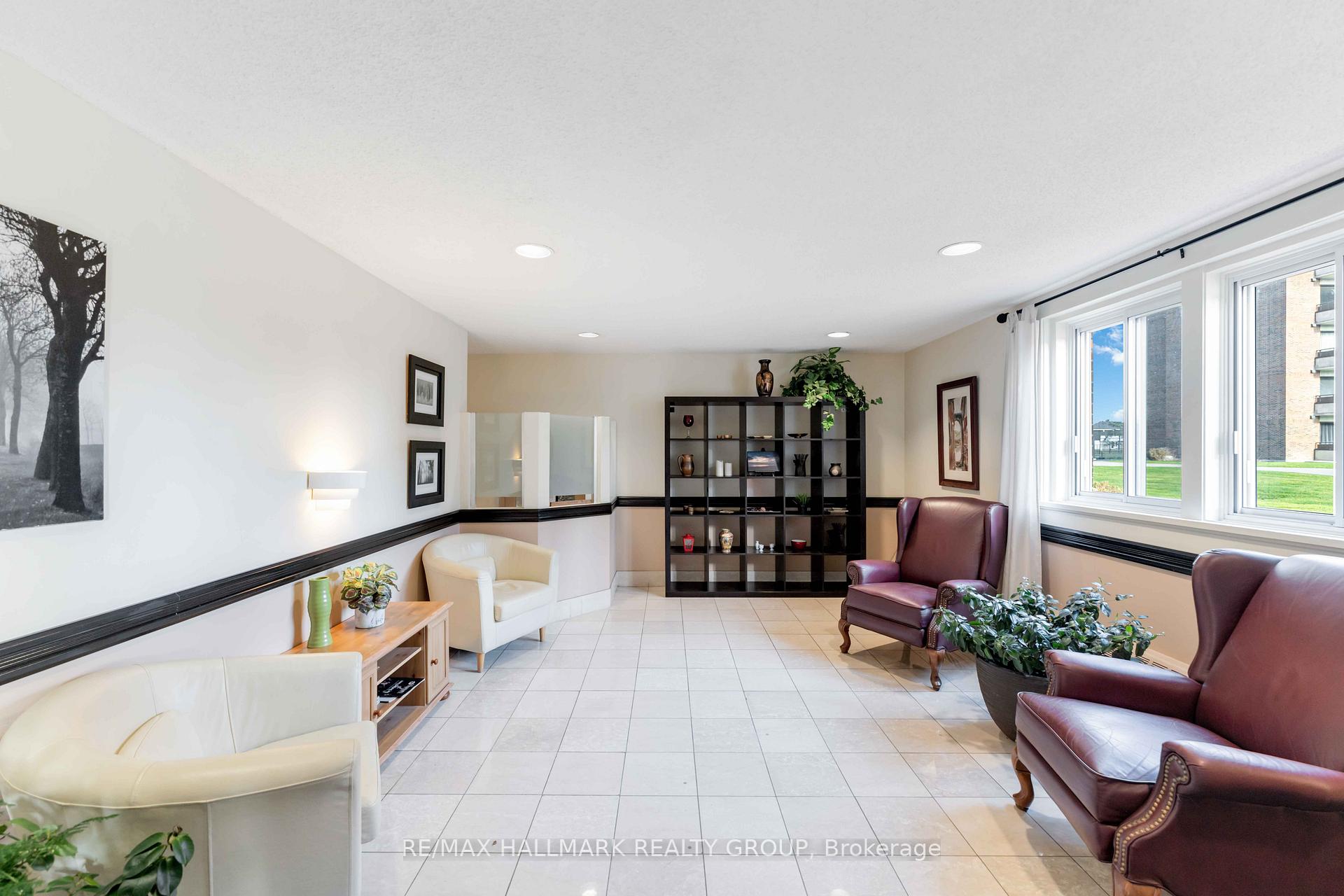 Photo 4 of Unit 311, 1505 Baseline Road, Ottawa, Copeland Park — HOMEH