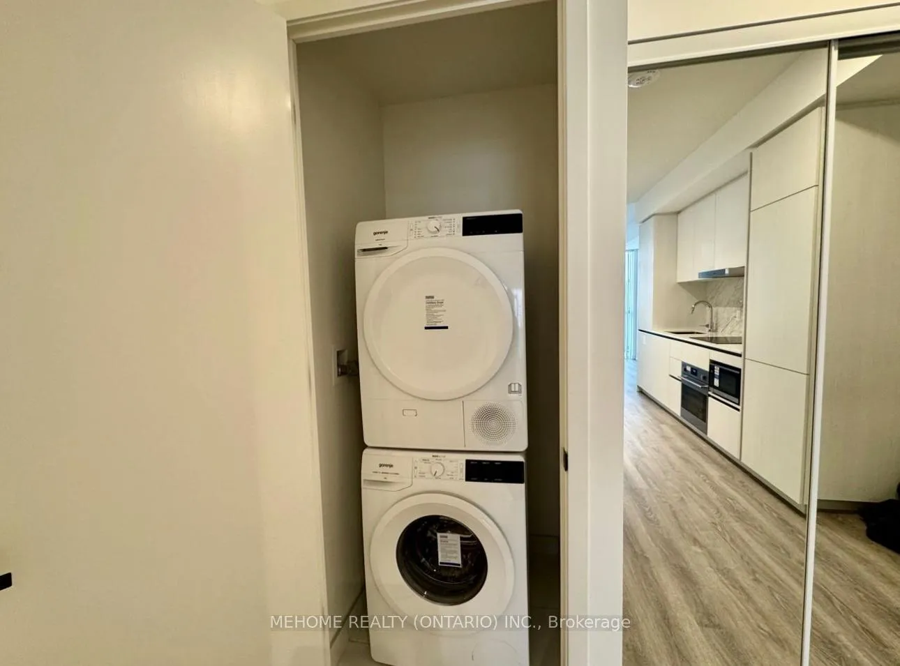 Photo 6 of Unit 4807, 8 Interchange Way, Vaughan, Vaughan Corporate Centre — HOMEH