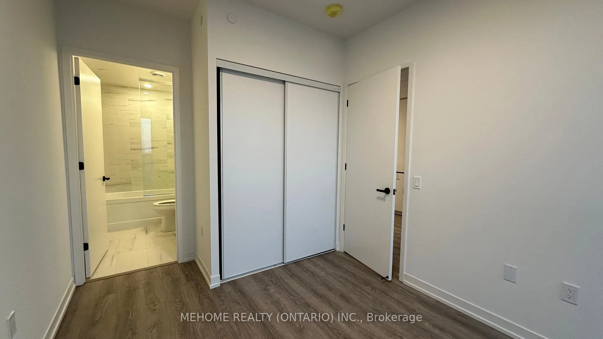 Photo 12 of Unit 4807, 8 Interchange Way, Vaughan, Vaughan Corporate Centre — HOMEH