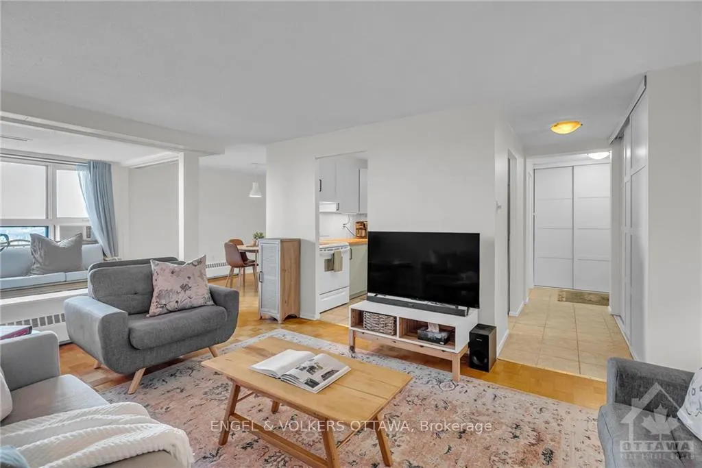 Photo 9 of Unit 1007, 1356 Meadowlands Drive E, Ottawa, Borden Farm/Stewart Farm/Carleton Heights/Parkwood Hills — HOMEH