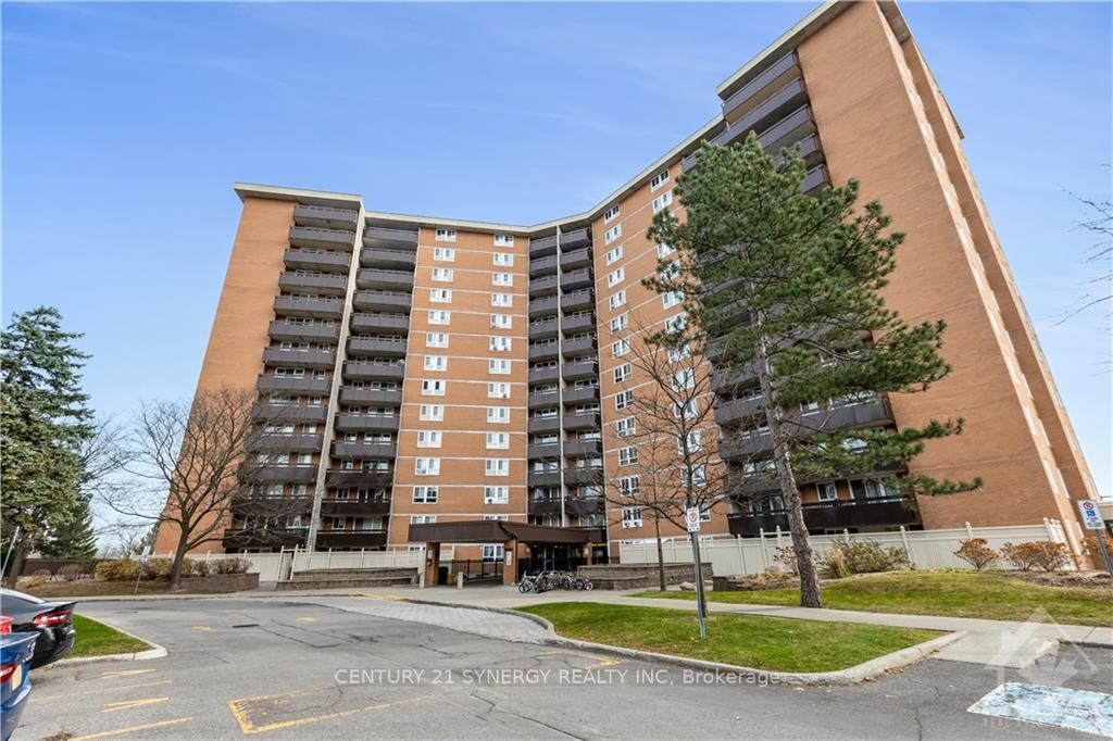Front of Unit 507, 2020 Jasmine Crescent