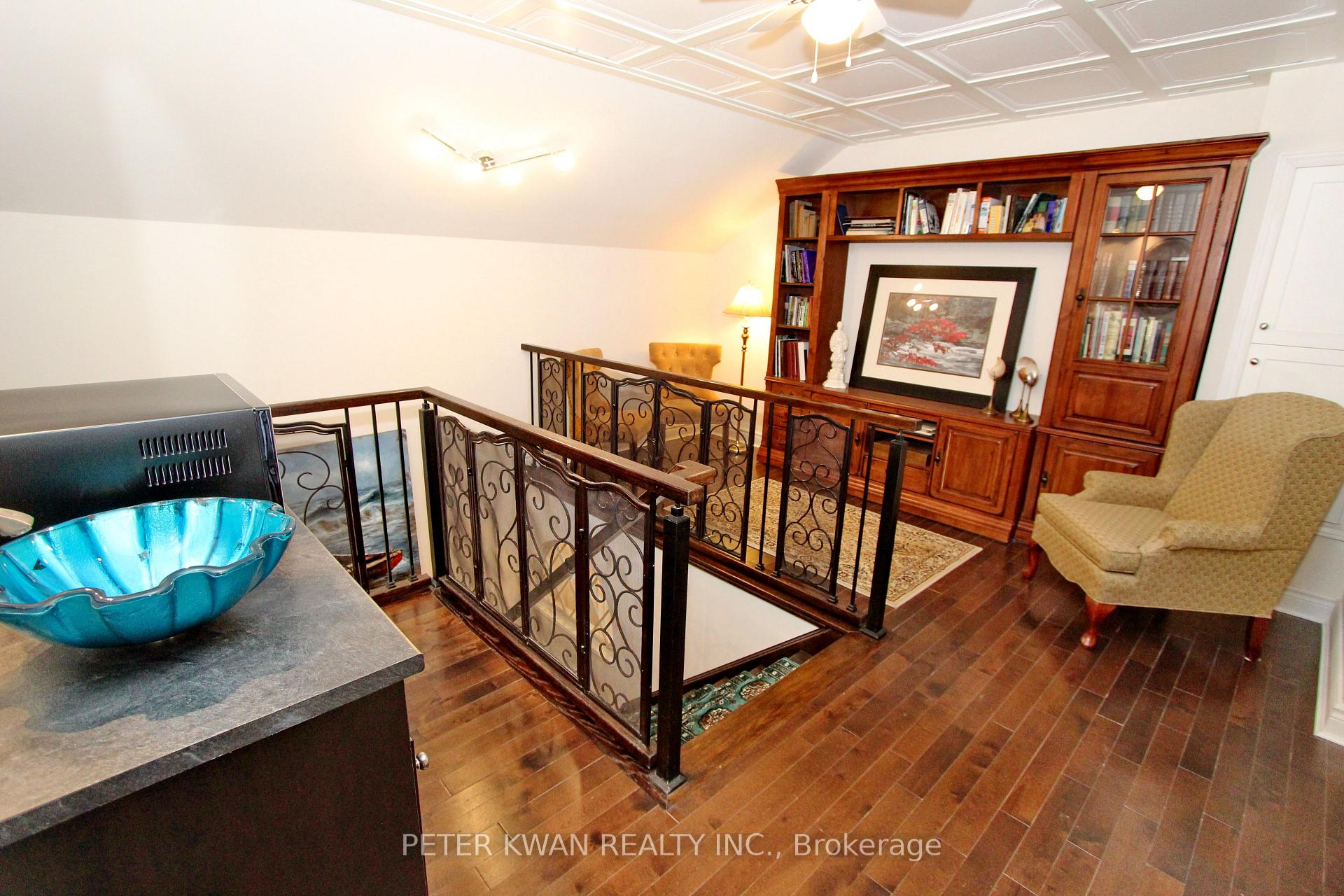 Photo 15 of Unit 34, 10 Wilton Trail, Aurora, Aurora Estates — HOMEH