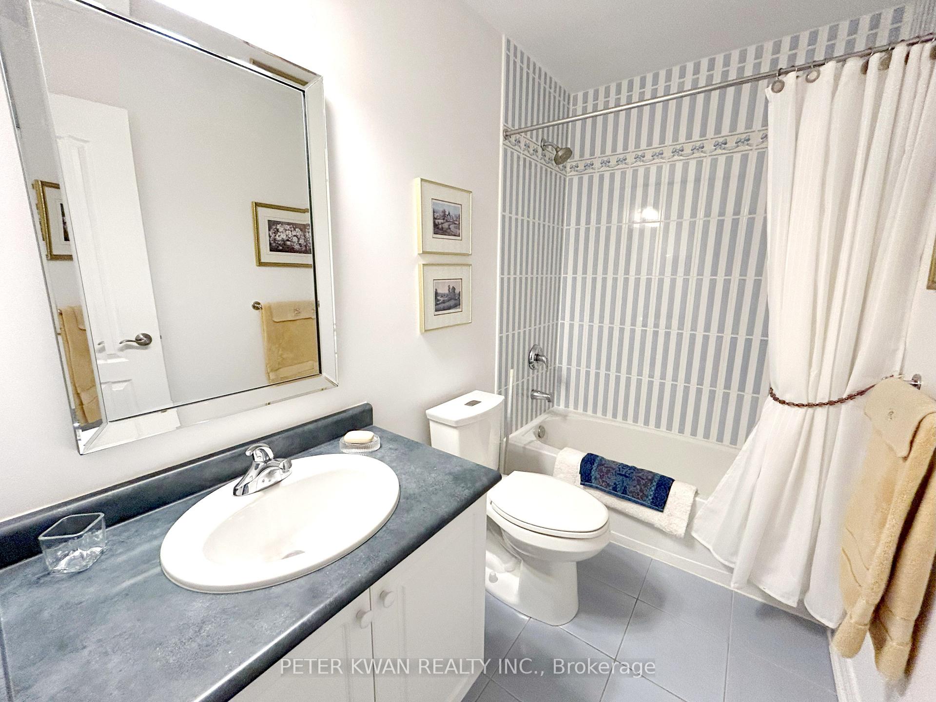 Photo 20 of Unit 34, 10 Wilton Trail, Aurora, Aurora Estates — HOMEH