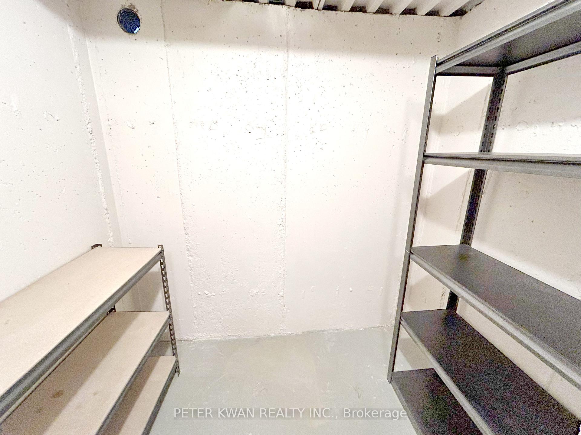 Photo 39 of Unit 34, 10 Wilton Trail, Aurora, Aurora Estates — HOMEH