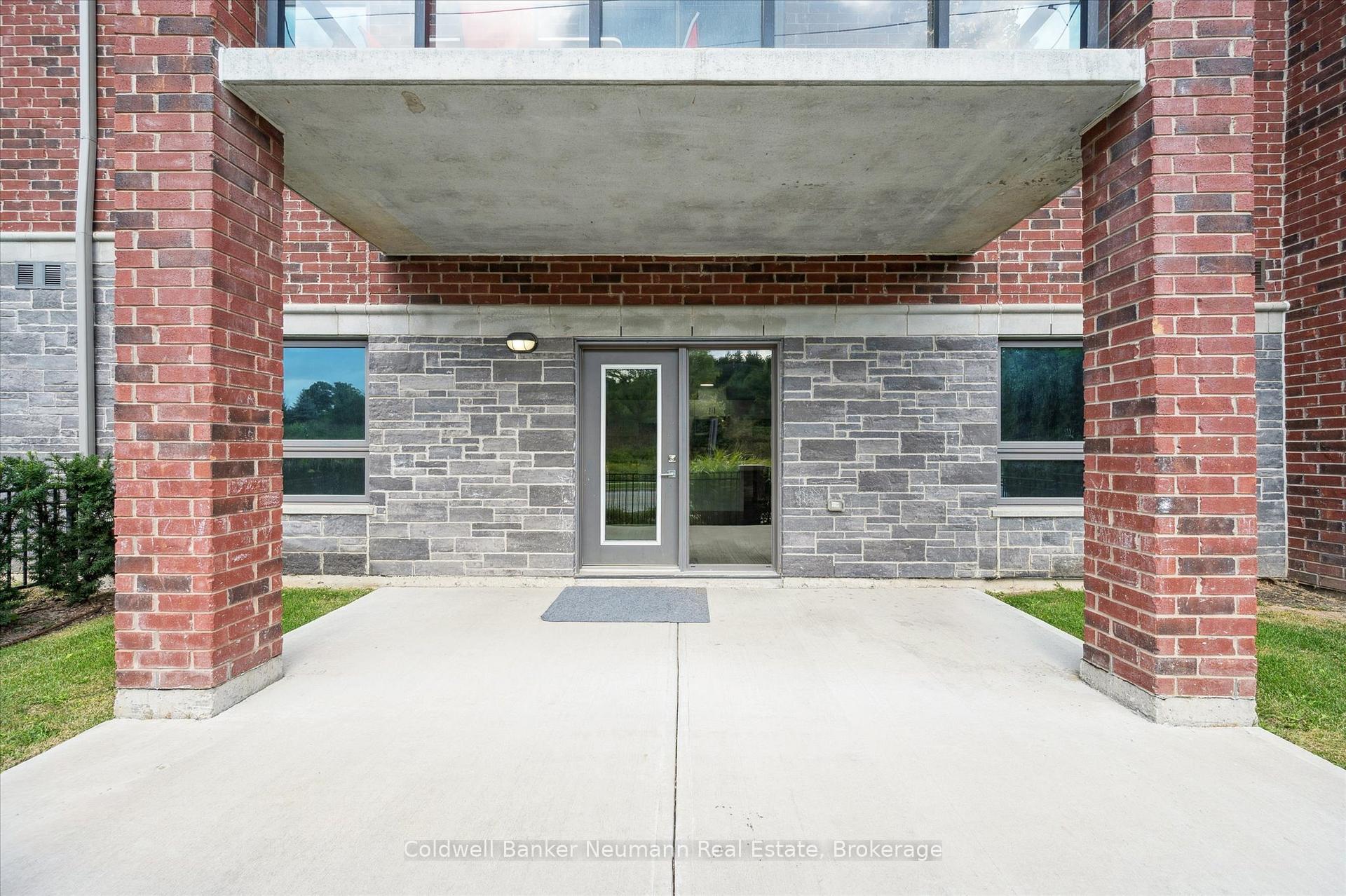Photo 29 of Unit 120, 35 Kingsbury Square, Guelph, Pineridge/Westminster Woods — HOMEH