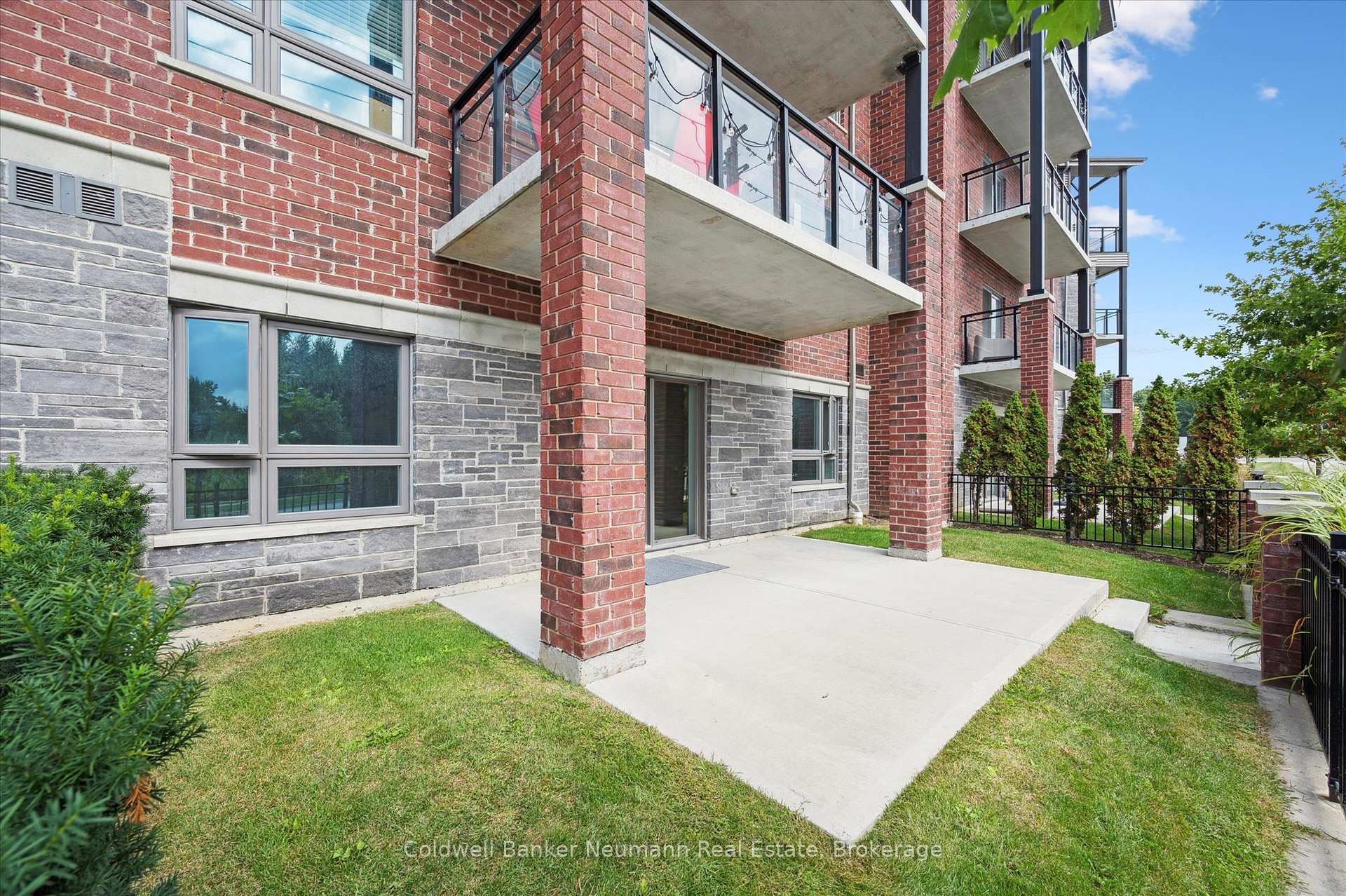 Photo 30 of Unit 120, 35 Kingsbury Square, Guelph, Pineridge/Westminster Woods — HOMEH