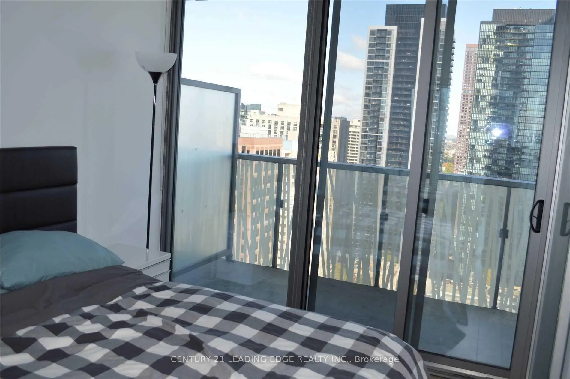 Photo 15 of Unit 2401, 50 Charles Street E, Toronto, Church-Yonge Corridor — HOMEH