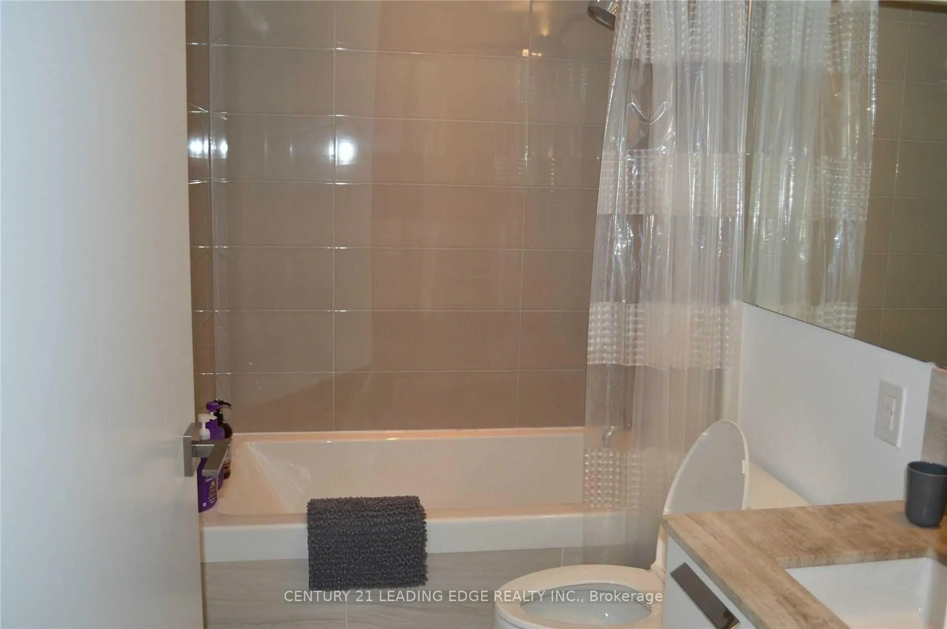 Photo 16 of Unit 2401, 50 Charles Street E, Toronto, Church-Yonge Corridor — HOMEH