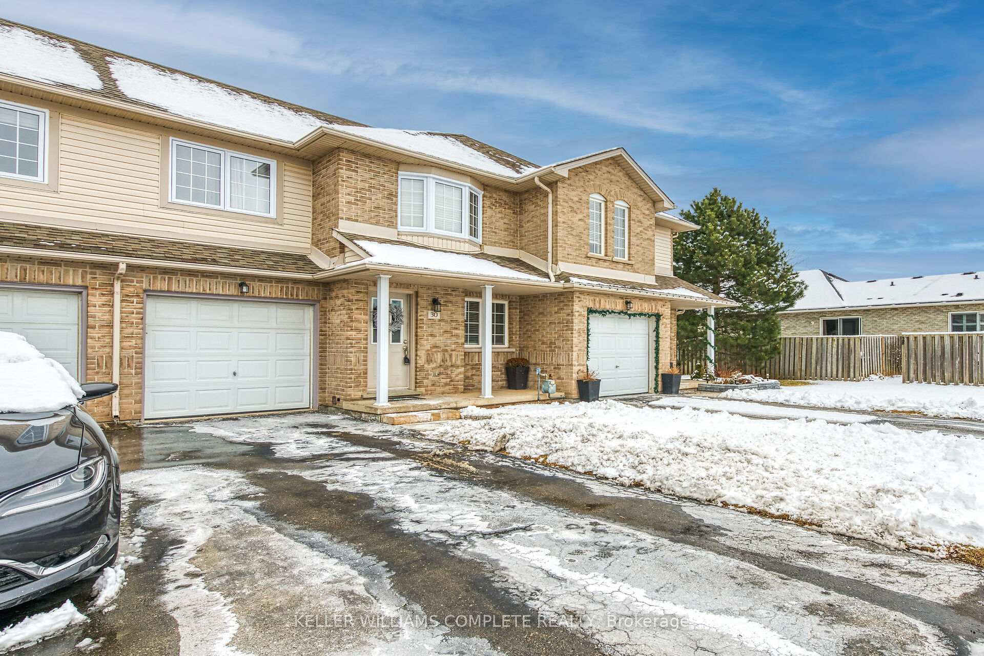 Photo 2 of Unit 30, 24 Kenyon Crescent, Grimsby, Grimsby East — HOMEH