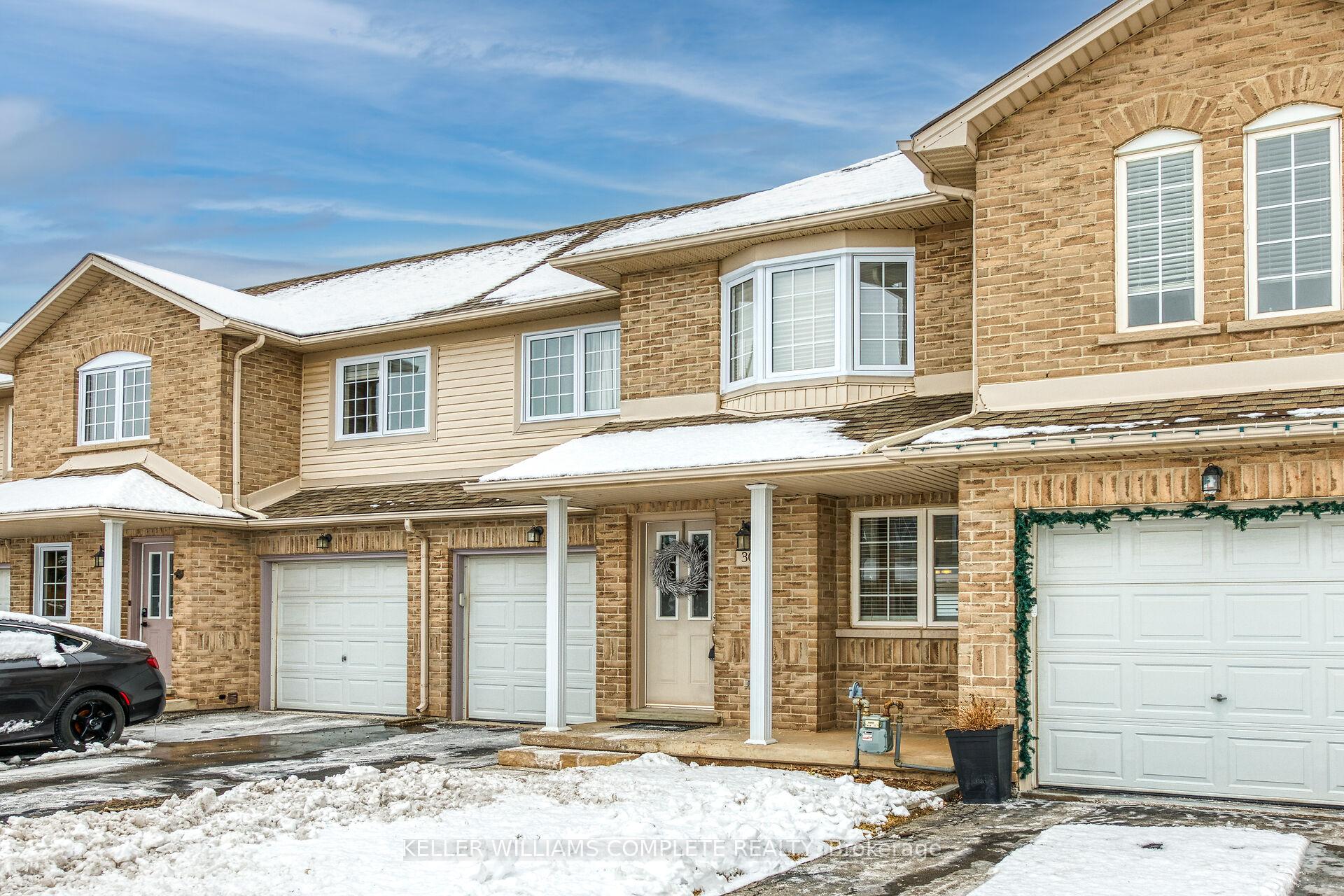 Photo 3 of Unit 30, 24 Kenyon Crescent, Grimsby, Grimsby East — HOMEH