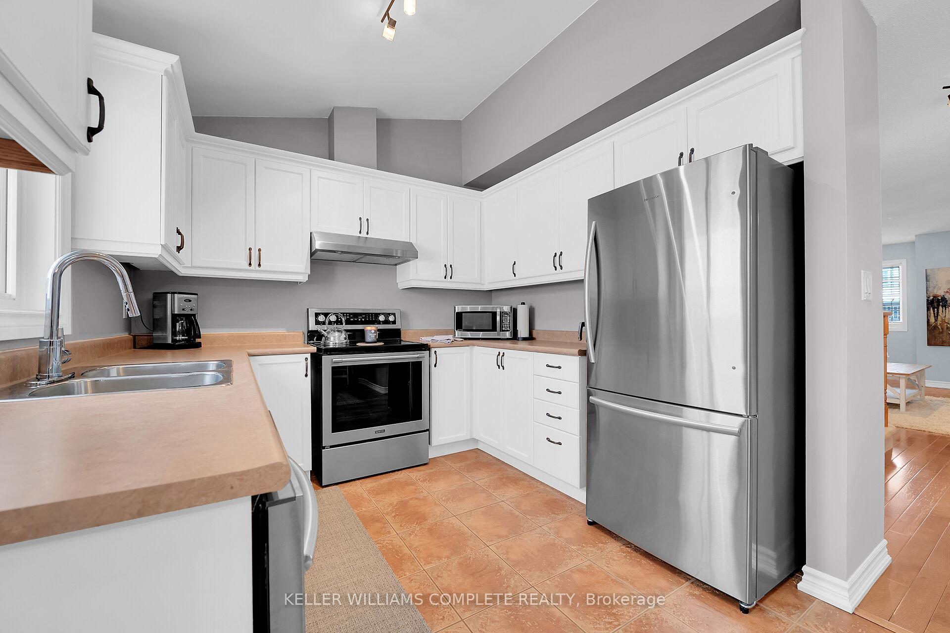 Photo 8 of Unit 30, 24 Kenyon Crescent, Grimsby, Grimsby East — HOMEH