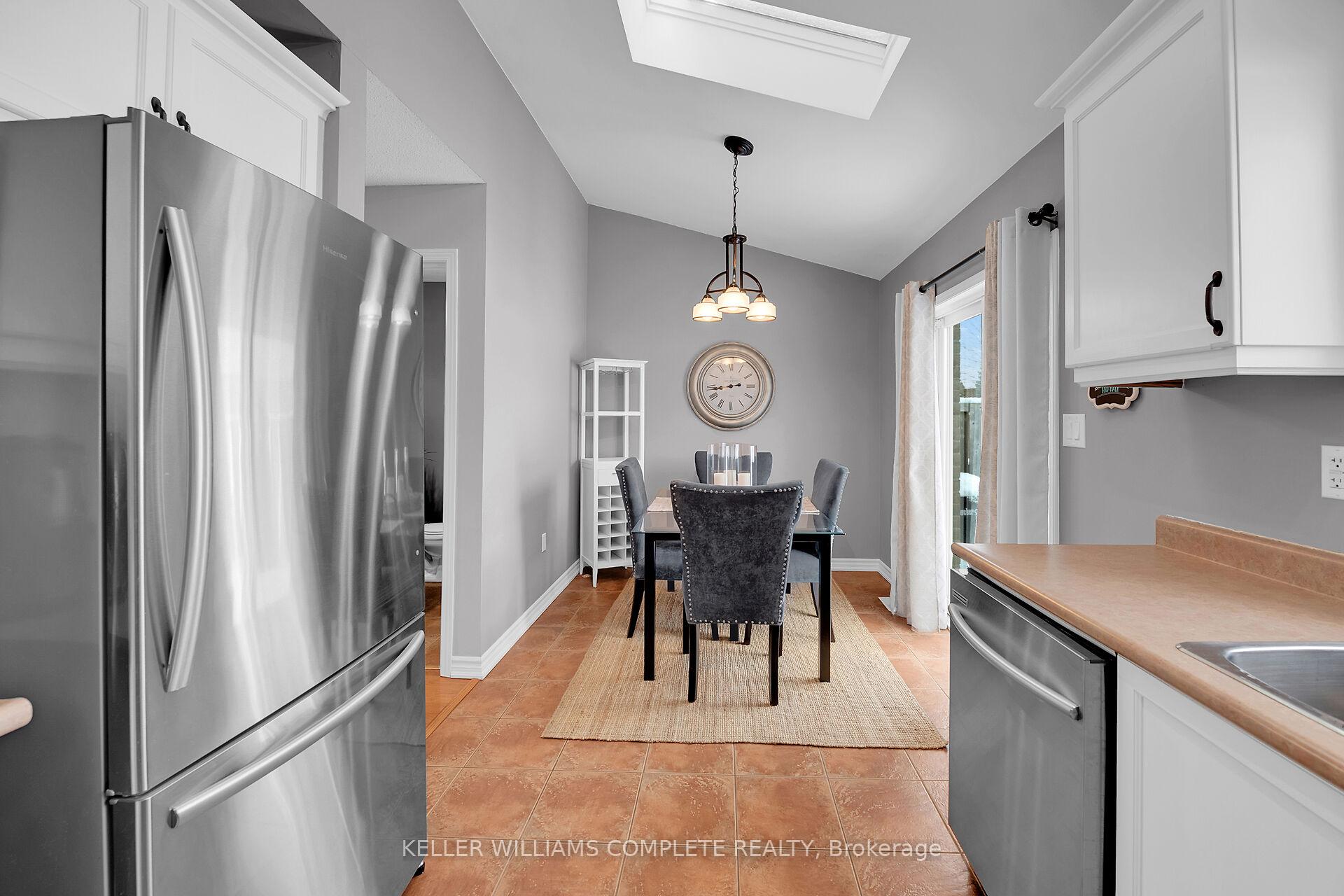 Photo 10 of Unit 30, 24 Kenyon Crescent, Grimsby, Grimsby East — HOMEH