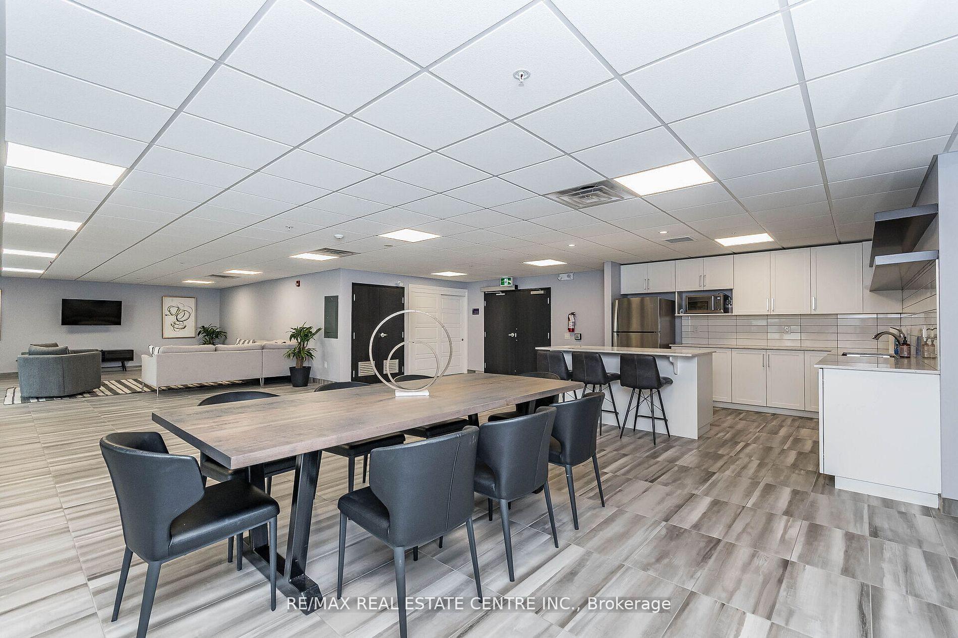 Photo 35 of Unit 419, 35 Kingsbury Square, Guelph, Pineridge/Westminster Woods — HOMEH