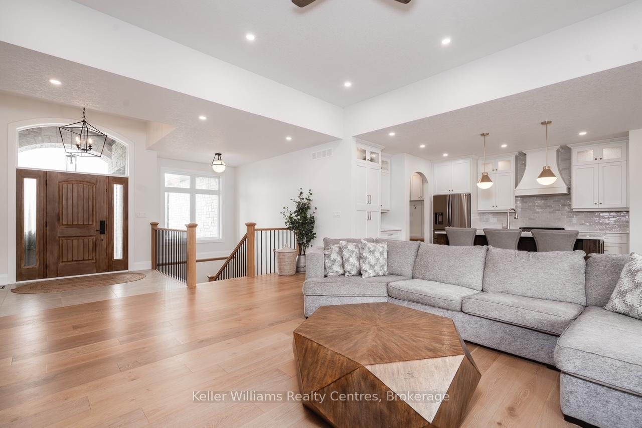 Photo 8 of 231 Devinwood Avenue, Brockton — HOMEH