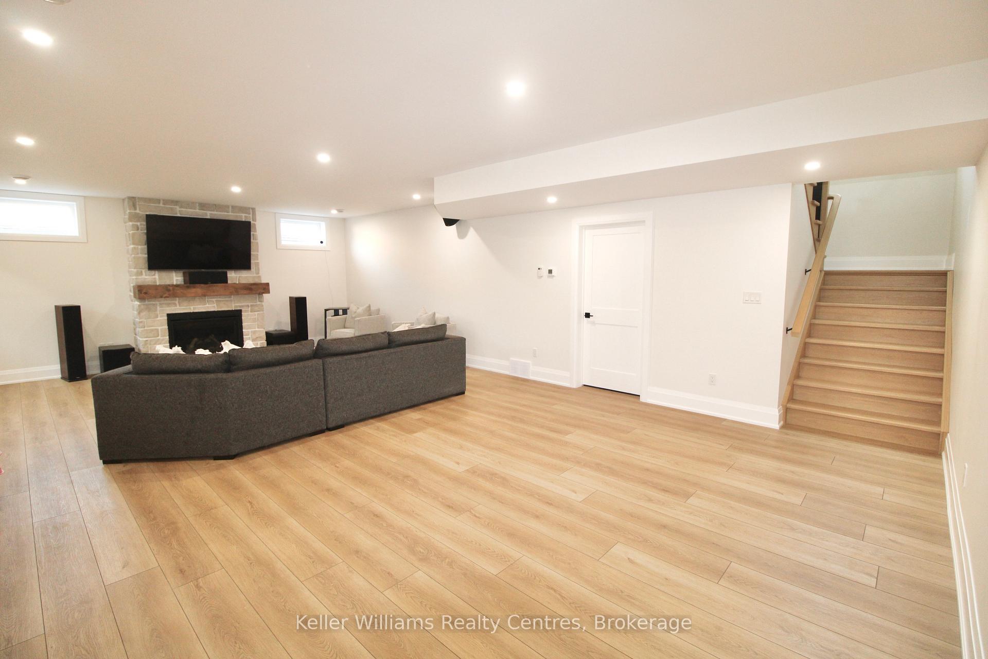 Photo 35 of 231 Devinwood Avenue, Brockton — HOMEH