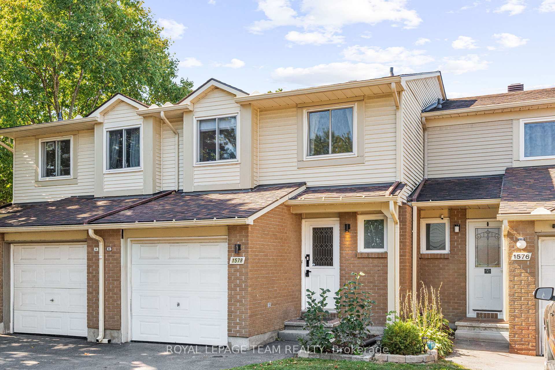 Front of 1578 Cheevers Crescent