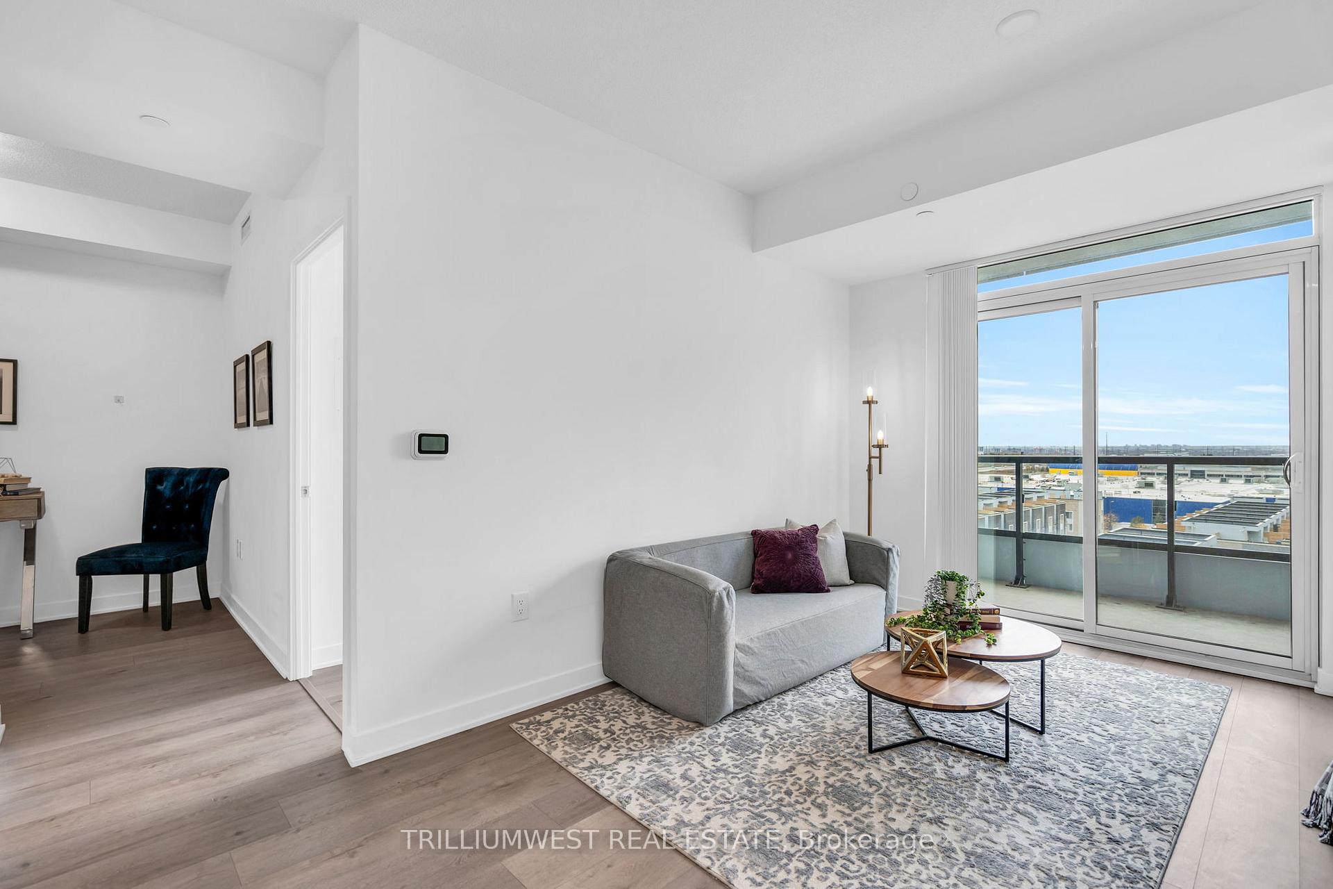Photo 20 of Unit 721, 60 Honeycrisp Crescent, Vaughan, Vaughan Corporate Centre — HOMEH