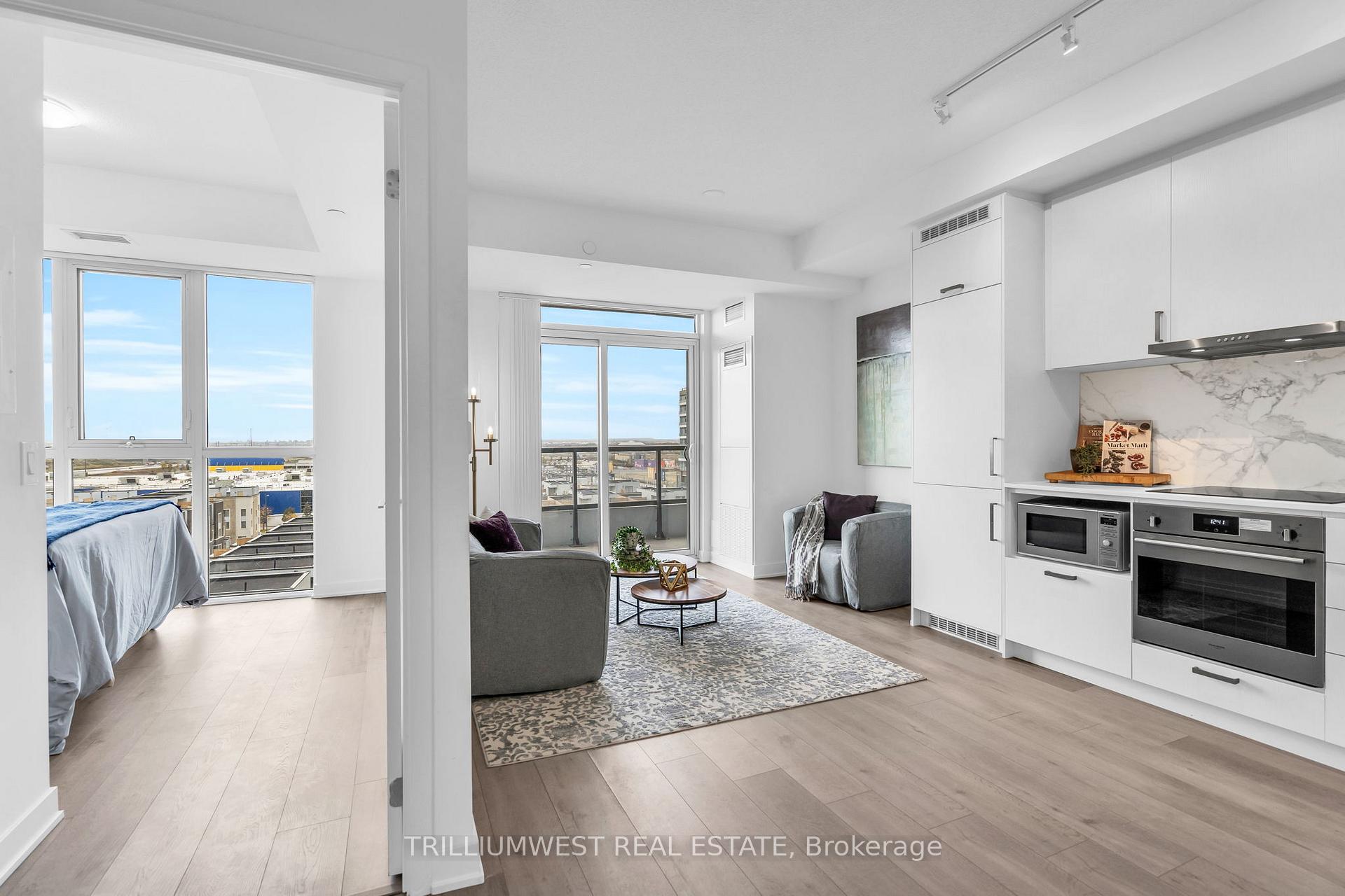 Photo 24 of Unit 721, 60 Honeycrisp Crescent, Vaughan, Vaughan Corporate Centre — HOMEH