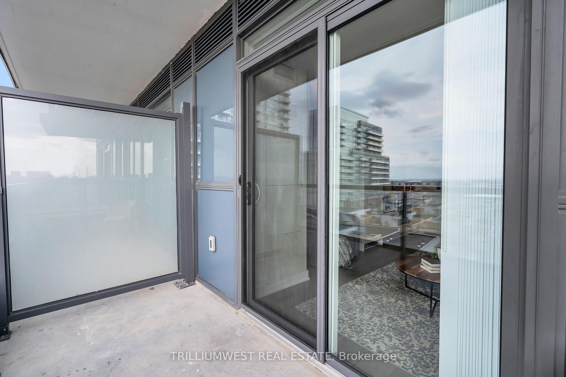 Photo 26 of Unit 721, 60 Honeycrisp Crescent, Vaughan, Vaughan Corporate Centre — HOMEH