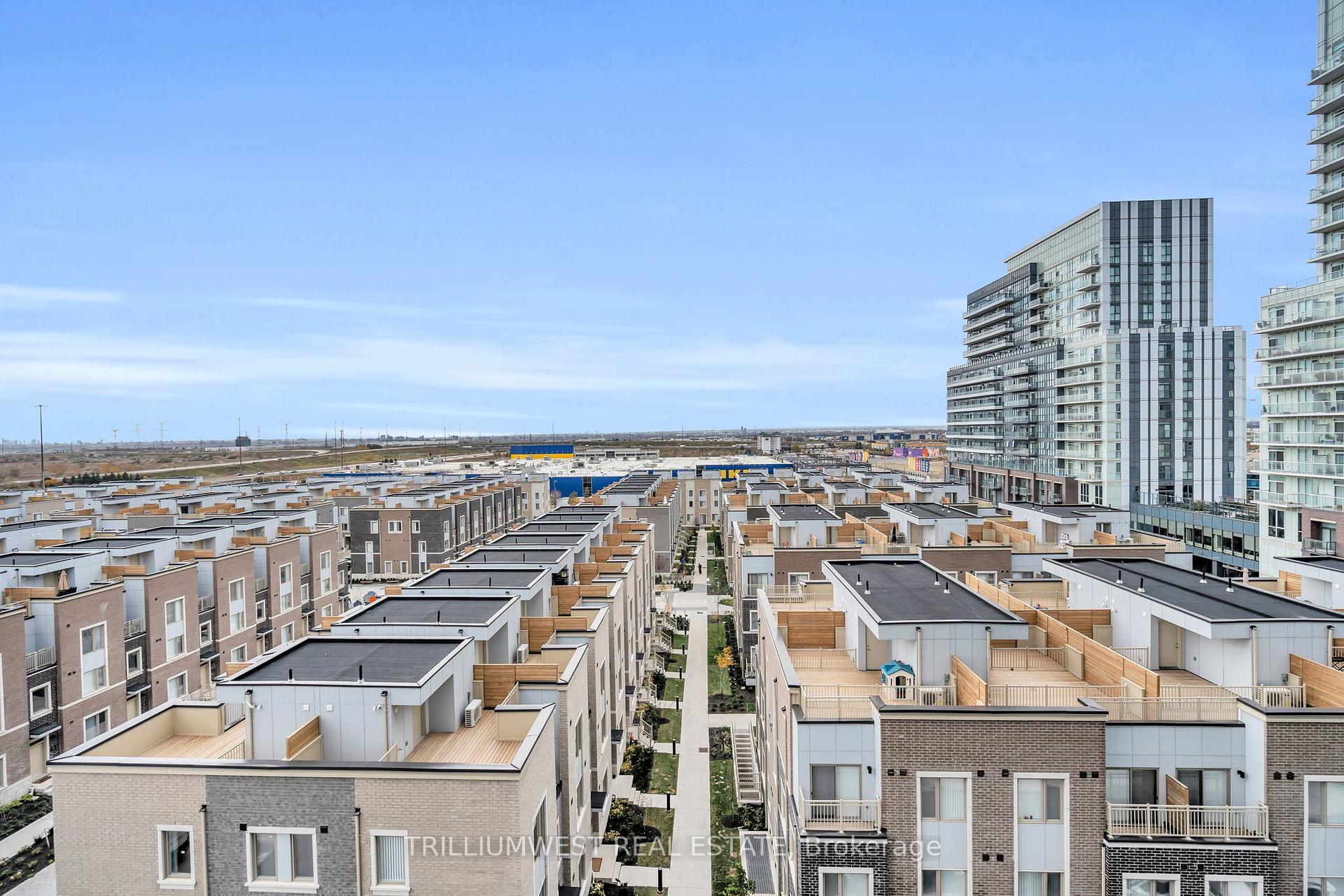 Photo 29 of Unit 721, 60 Honeycrisp Crescent, Vaughan, Vaughan Corporate Centre — HOMEH