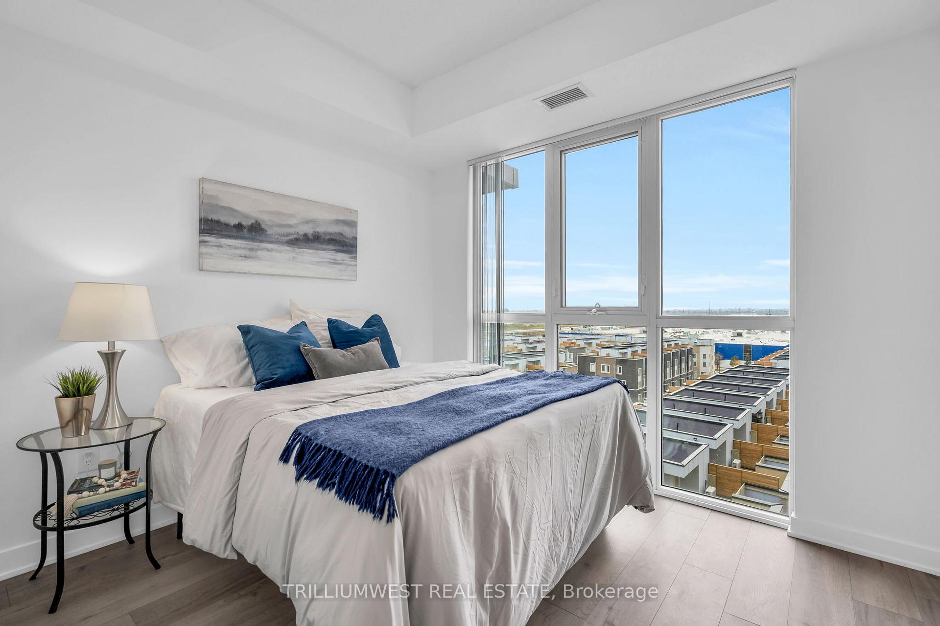 Photo 30 of Unit 721, 60 Honeycrisp Crescent, Vaughan, Vaughan Corporate Centre — HOMEH