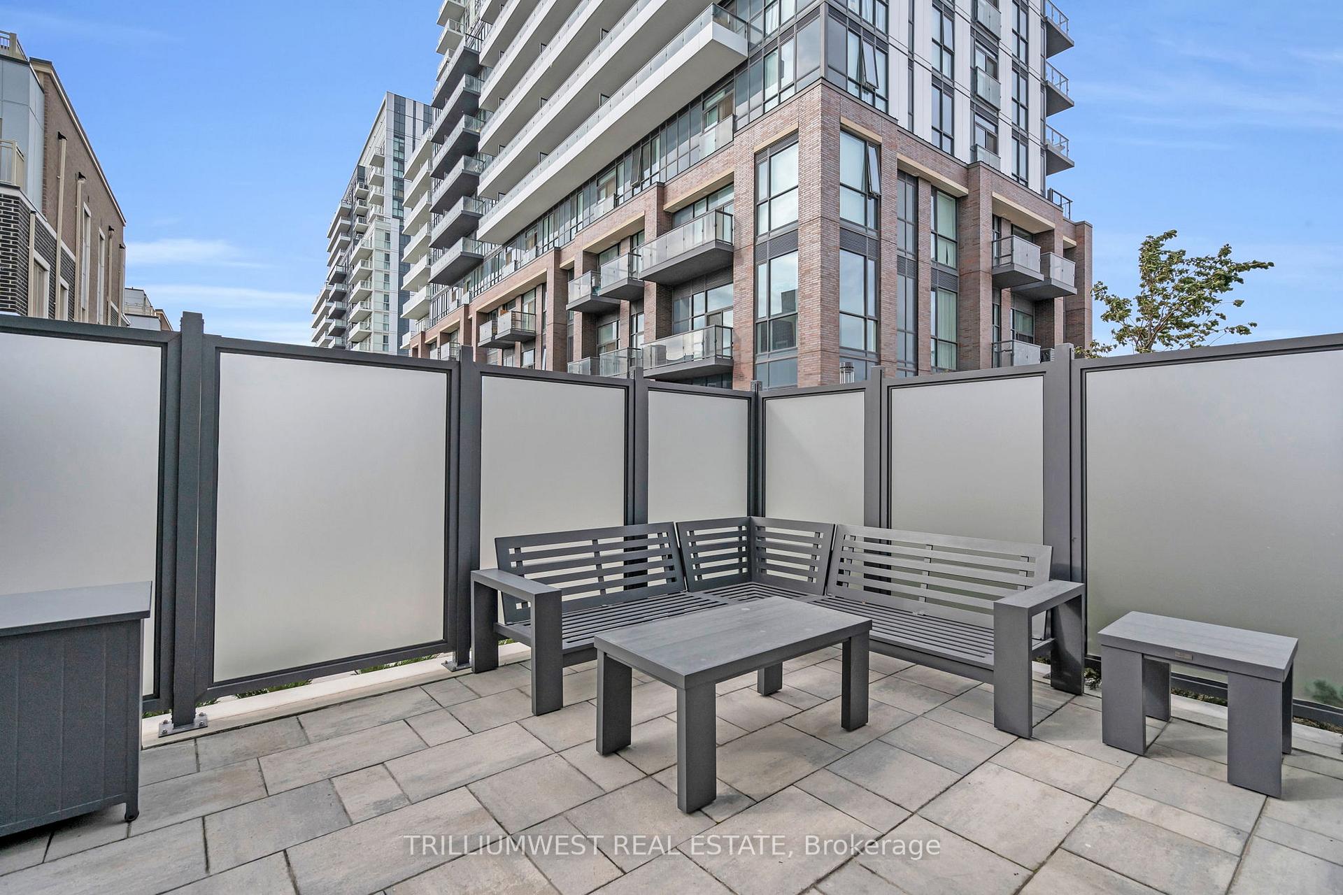 Photo 40 of Unit 721, 60 Honeycrisp Crescent, Vaughan, Vaughan Corporate Centre — HOMEH