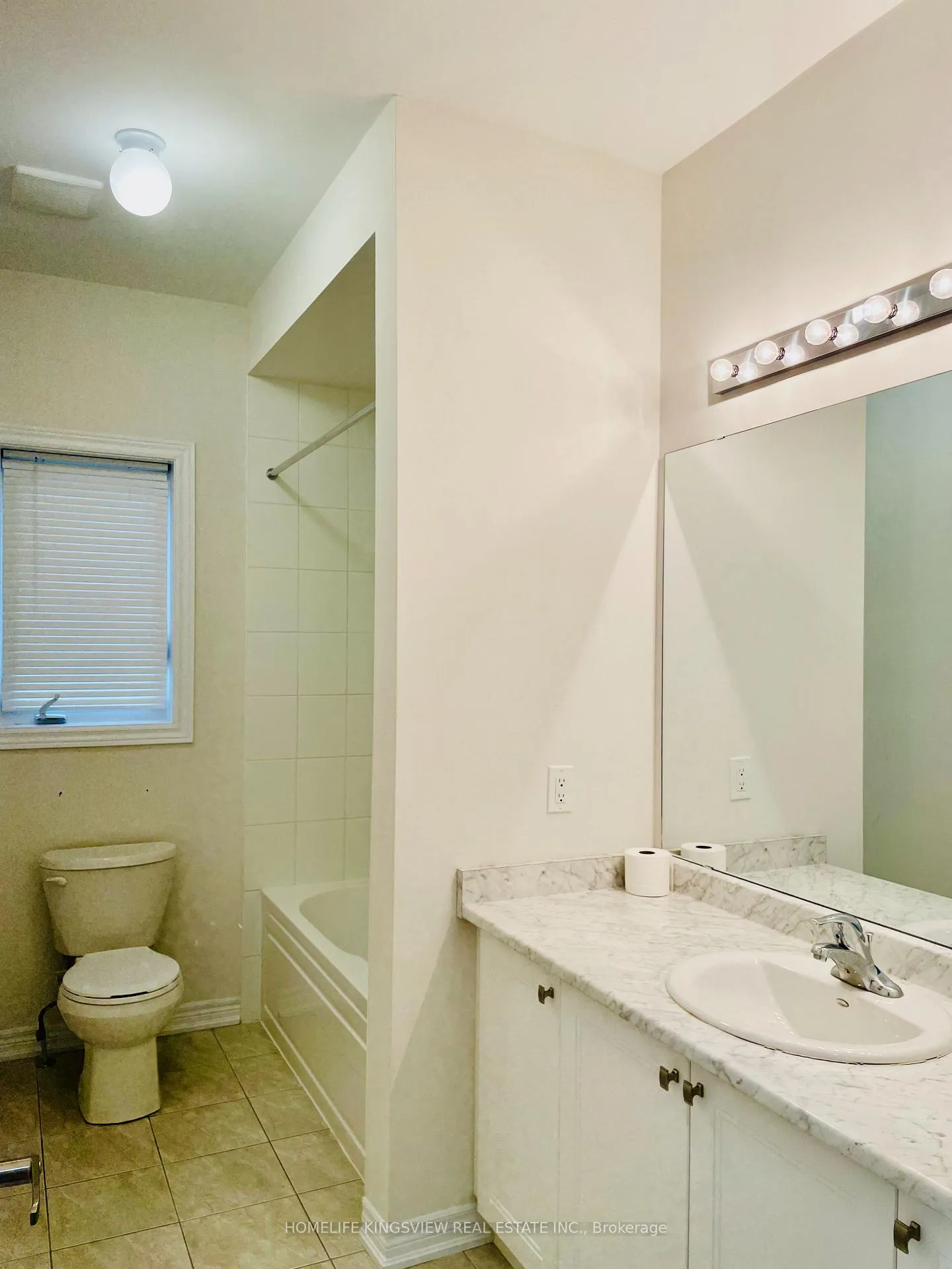 Photo 10 of 1371 Klondike Court, Oshawa, Kedron — HOMEH