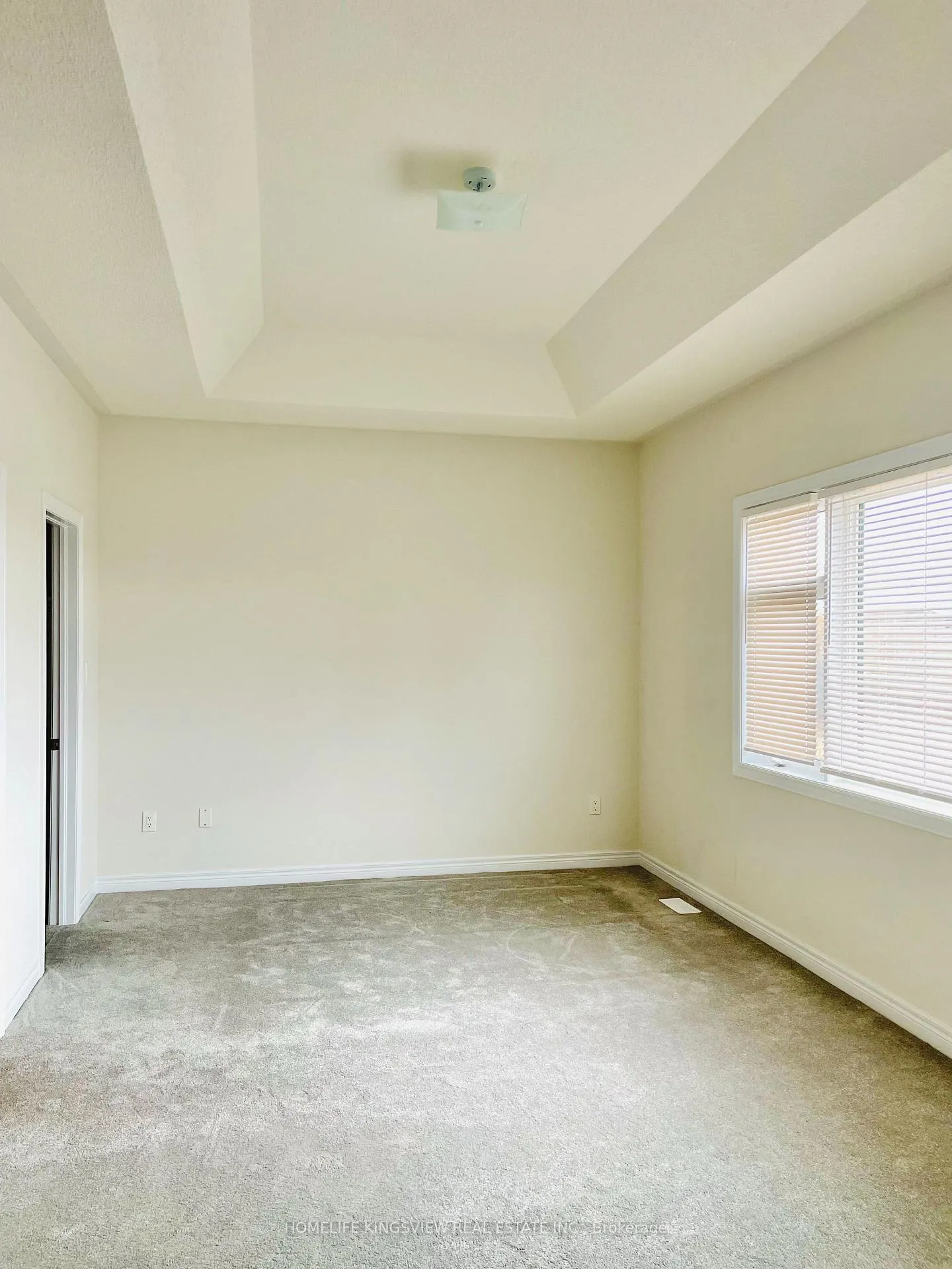 Photo 12 of 1371 Klondike Court, Oshawa, Kedron — HOMEH