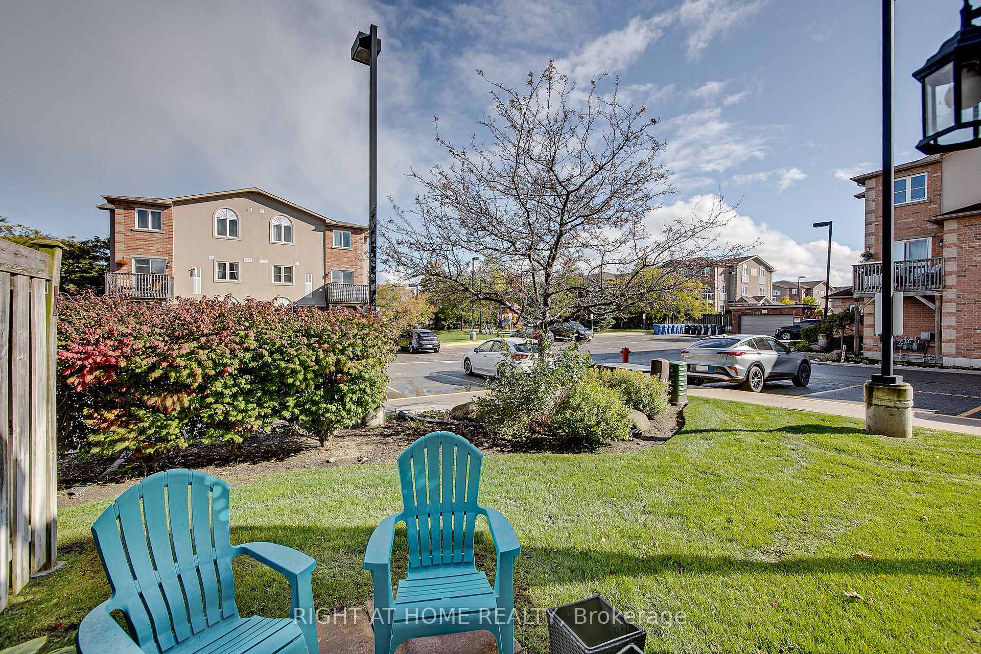 Photo 4 of Unit 5, 17 Cheltenham Road, Barrie, Georgian Drive — HOMEH