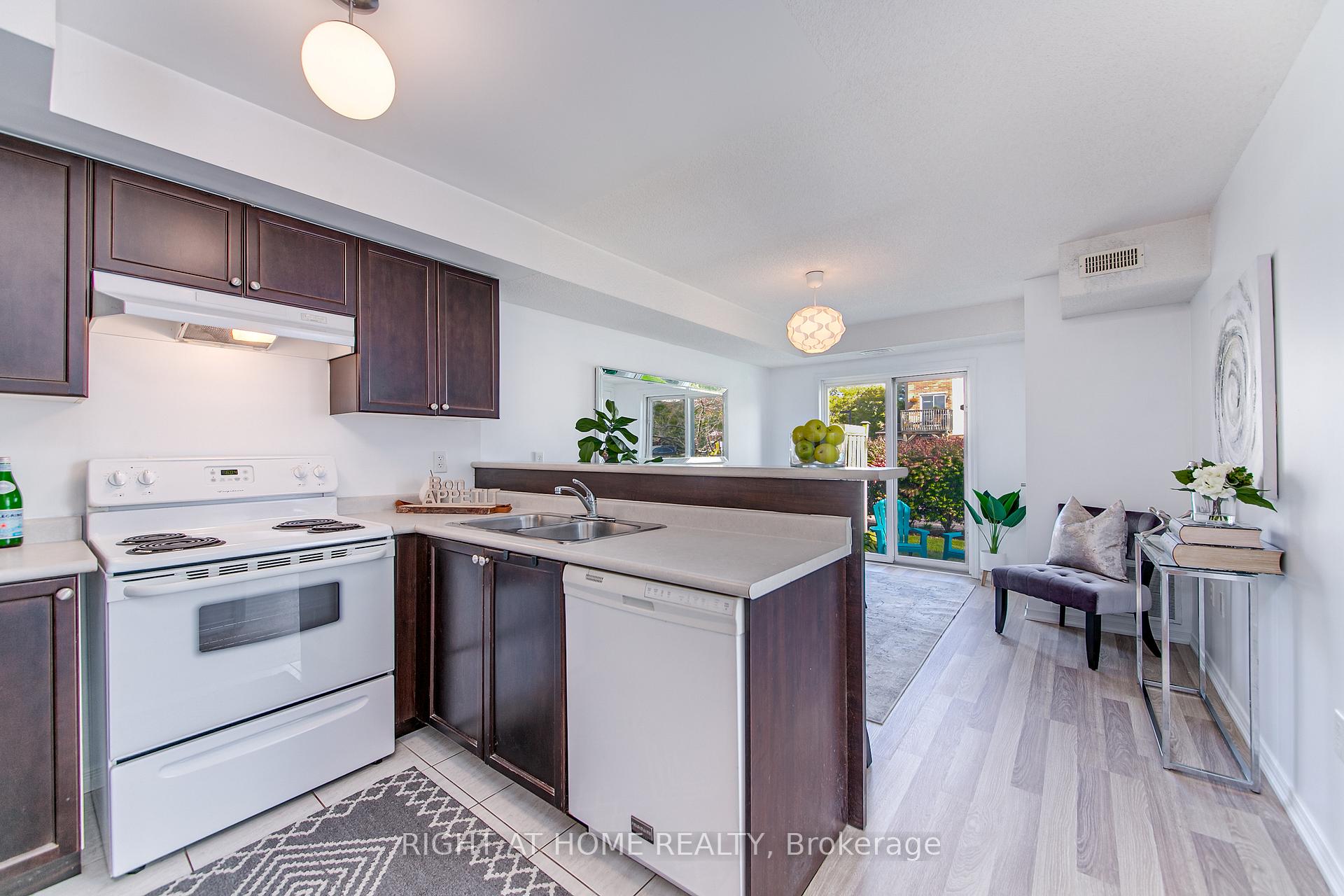Photo 8 of Unit 5, 17 Cheltenham Road, Barrie, Georgian Drive — HOMEH