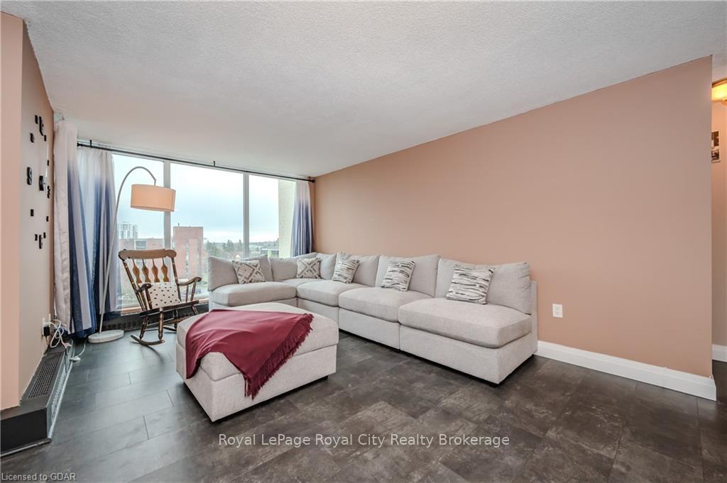 Photo 6 of Unit 816, 19 Woodlawn Road E, Guelph, Riverside Park — HOMEH