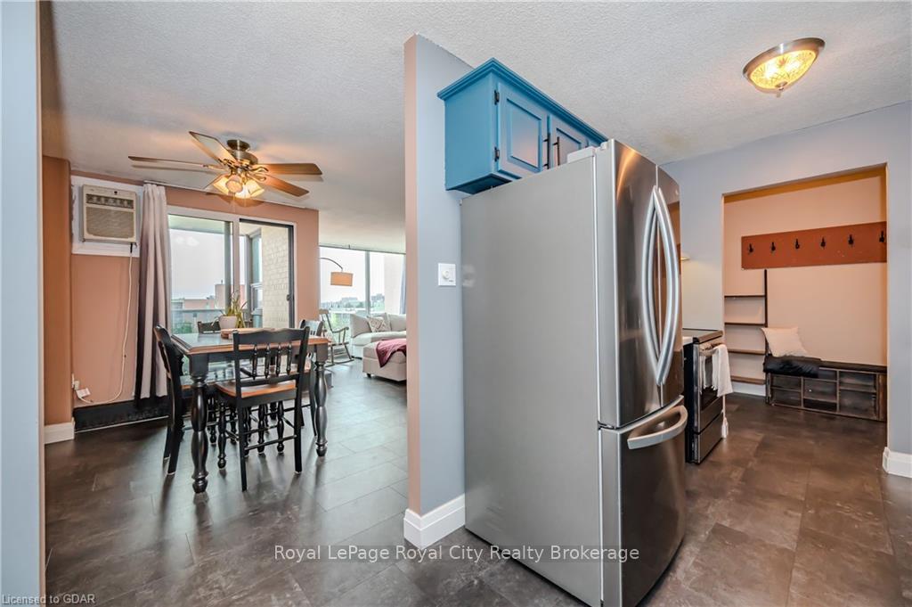 Photo 11 of Unit 816, 19 Woodlawn Road E, Guelph, Riverside Park — HOMEH